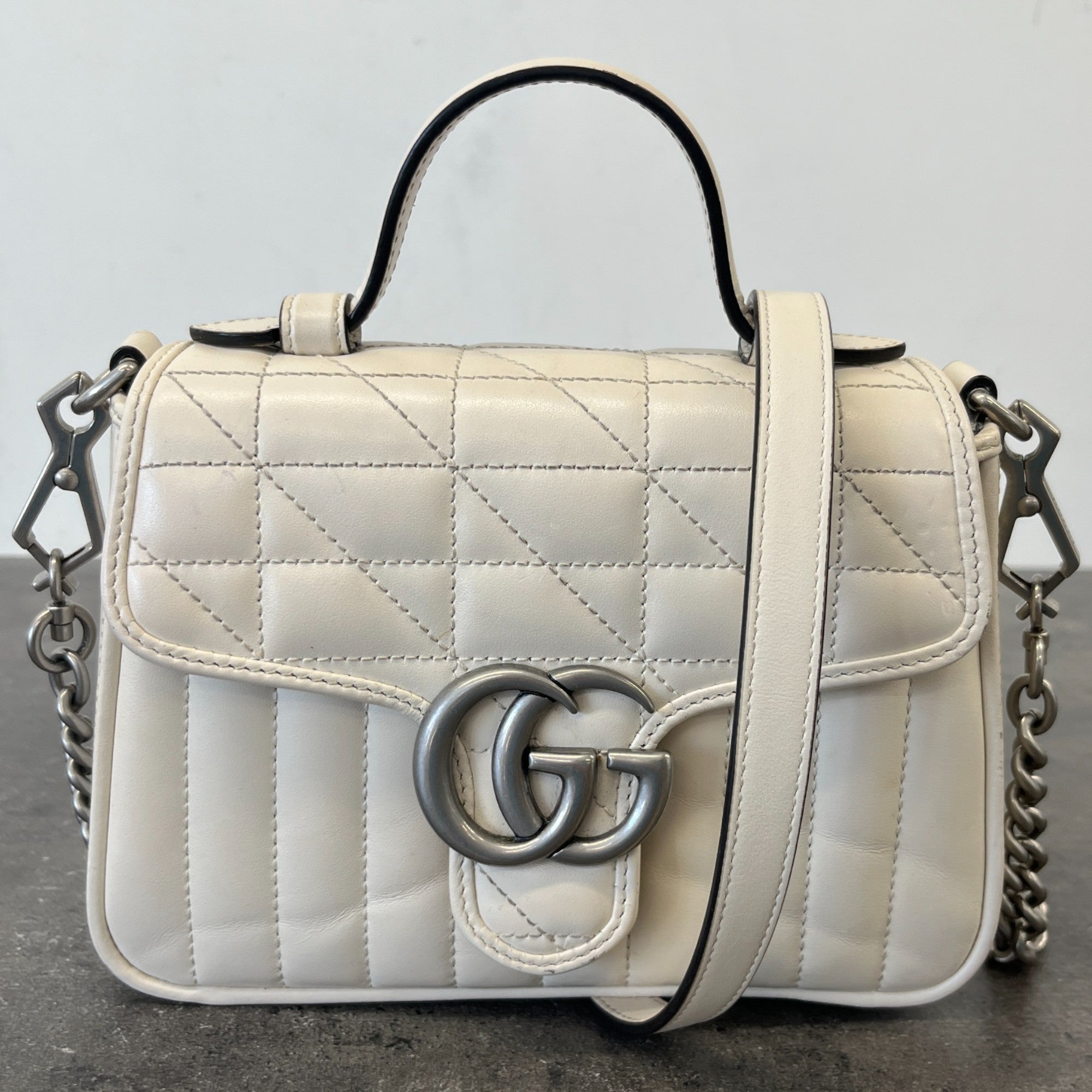 Women's Gg Marmont Handbag Cream
