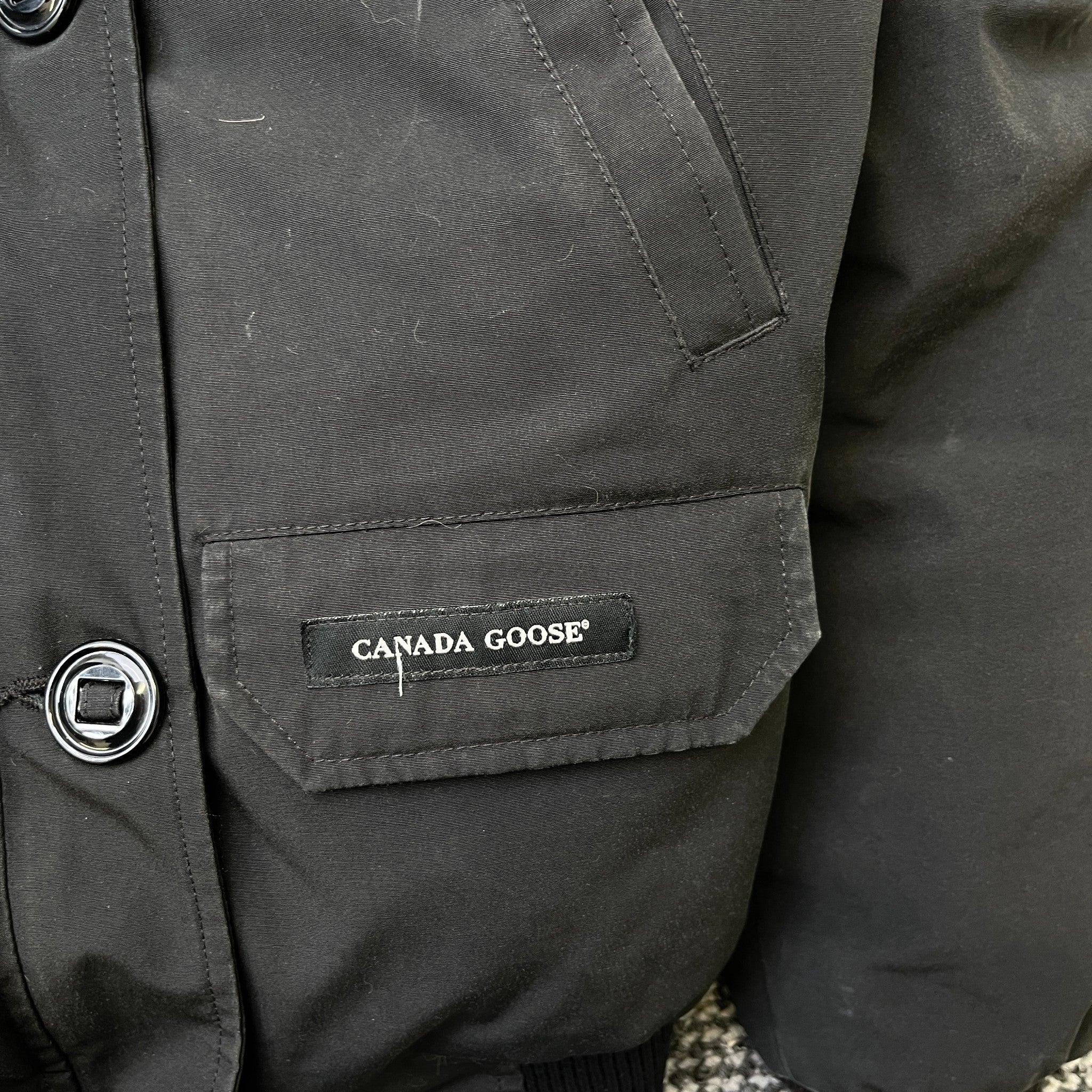 Women's Chilliwack Bomber Down Jacket Black Size S