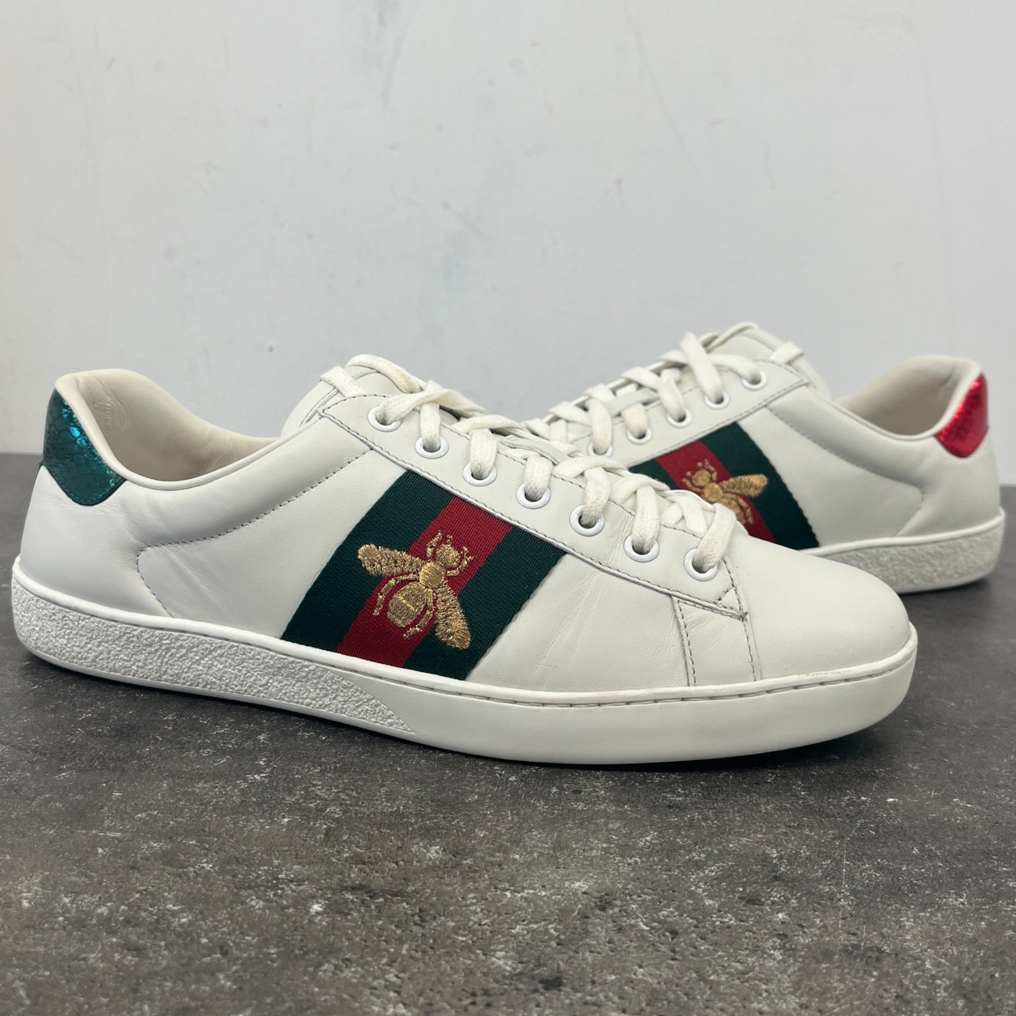 Men's Ace Embroidered Bee Low Trainers White Size EU 41 / UK 7