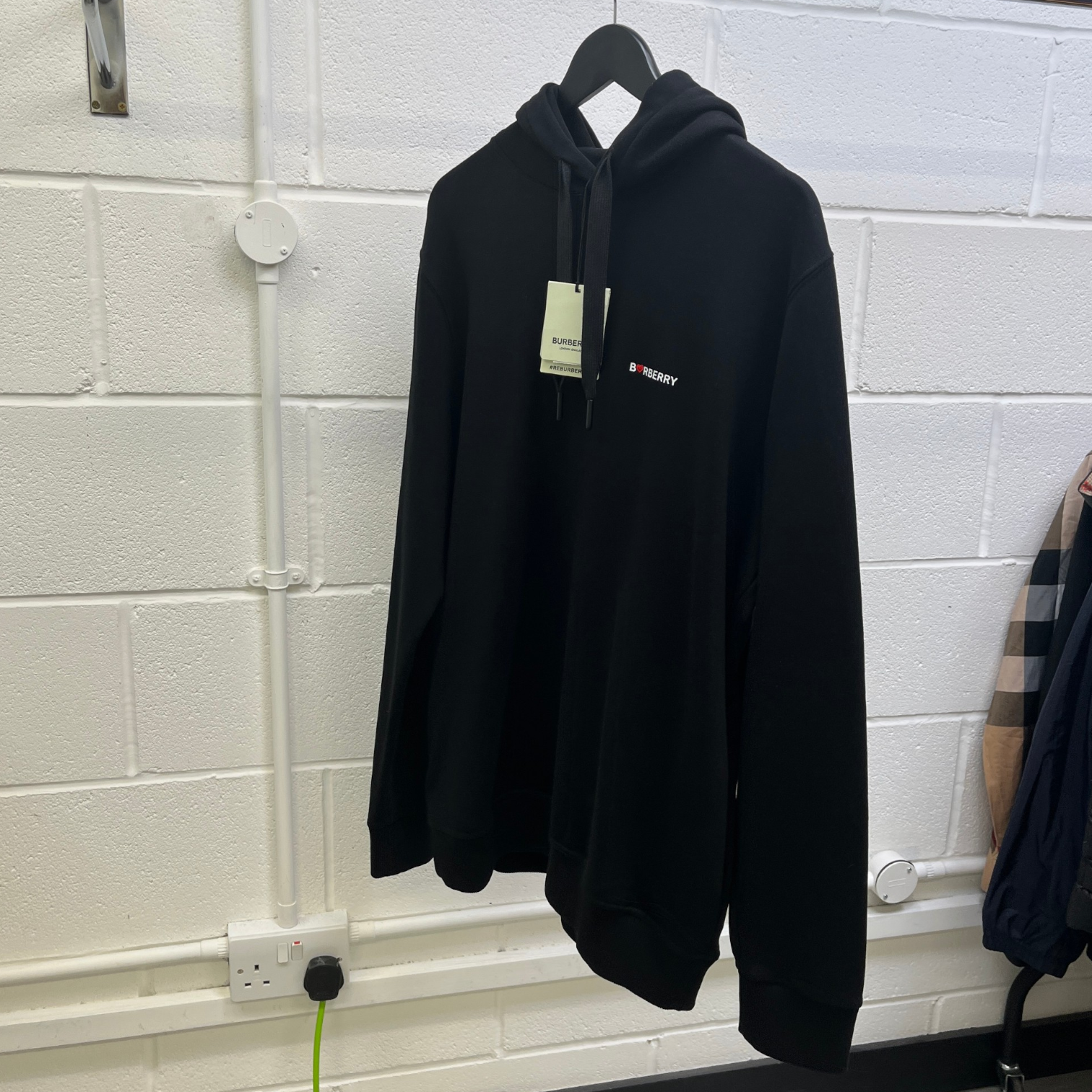 Men's Heart Equestrian Logo Hoodie Black Size M