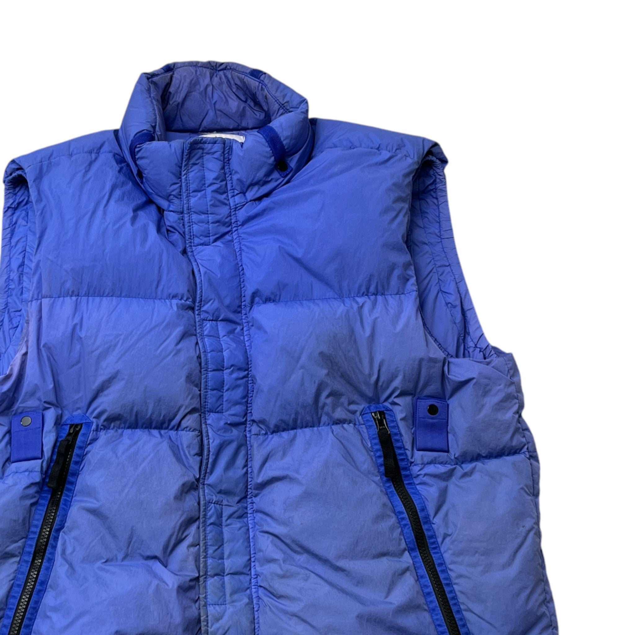 Men's Garment Dyed Crinkle Reps Applique Logo Gilet Blue Size XL