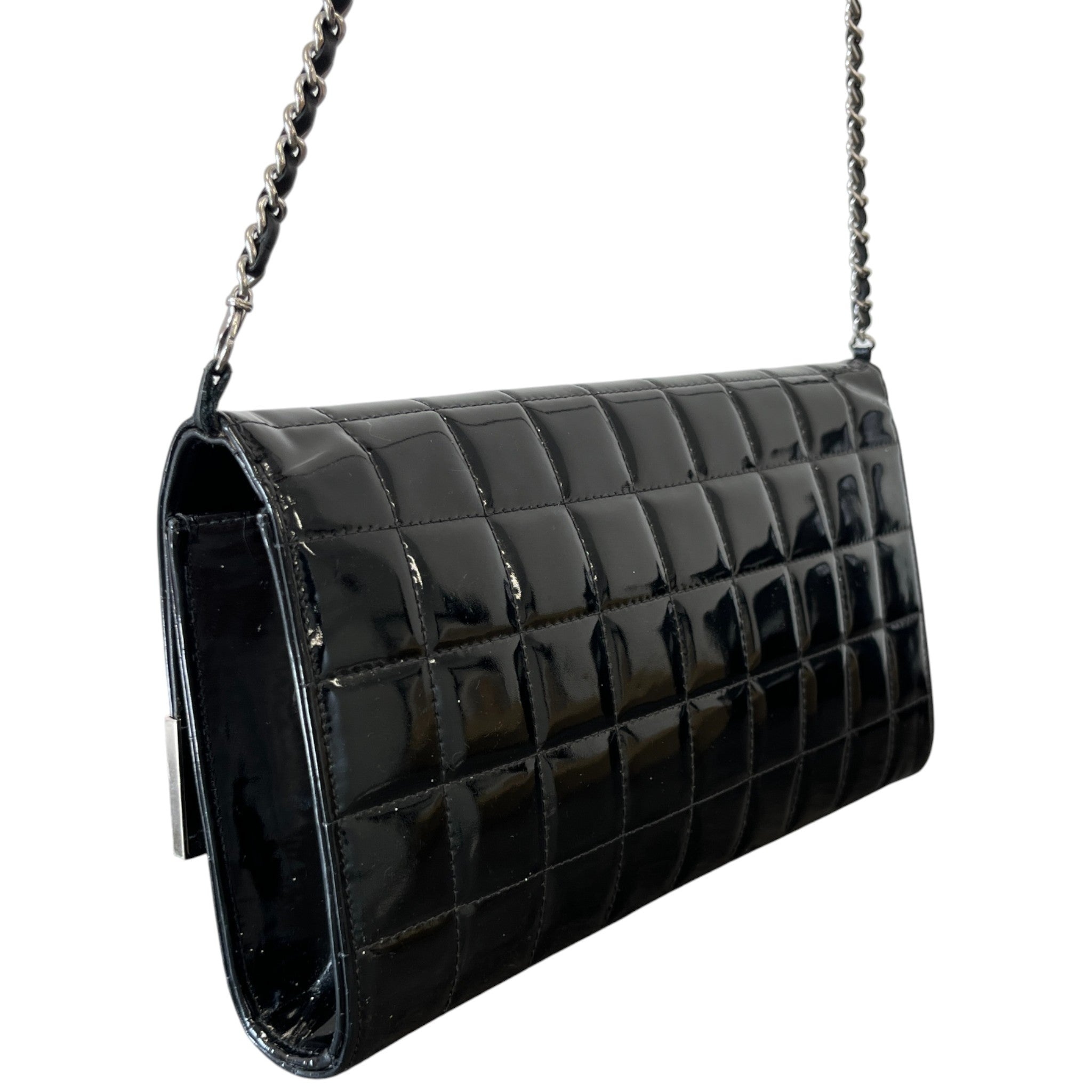 Women's Chocolate Bar Single Flap Bag Black