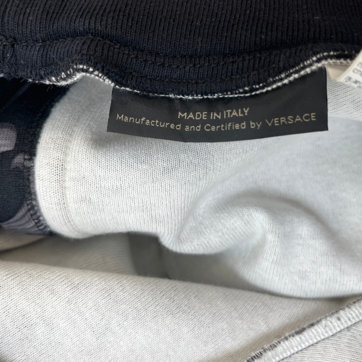 Men's Baroque Print Joggers Charcoal Size M