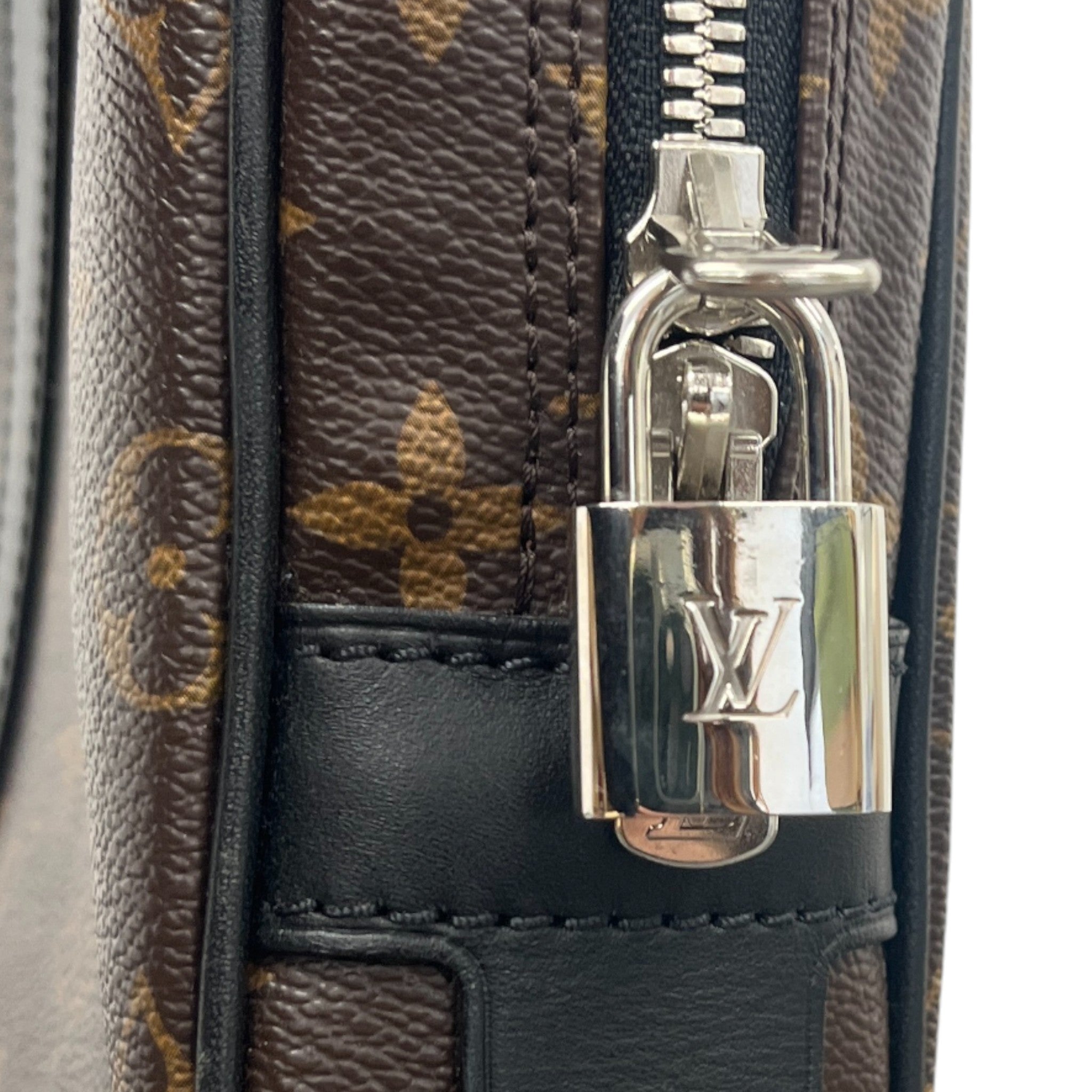 Men's Porte-Documents Voyage Gm Bag Brown