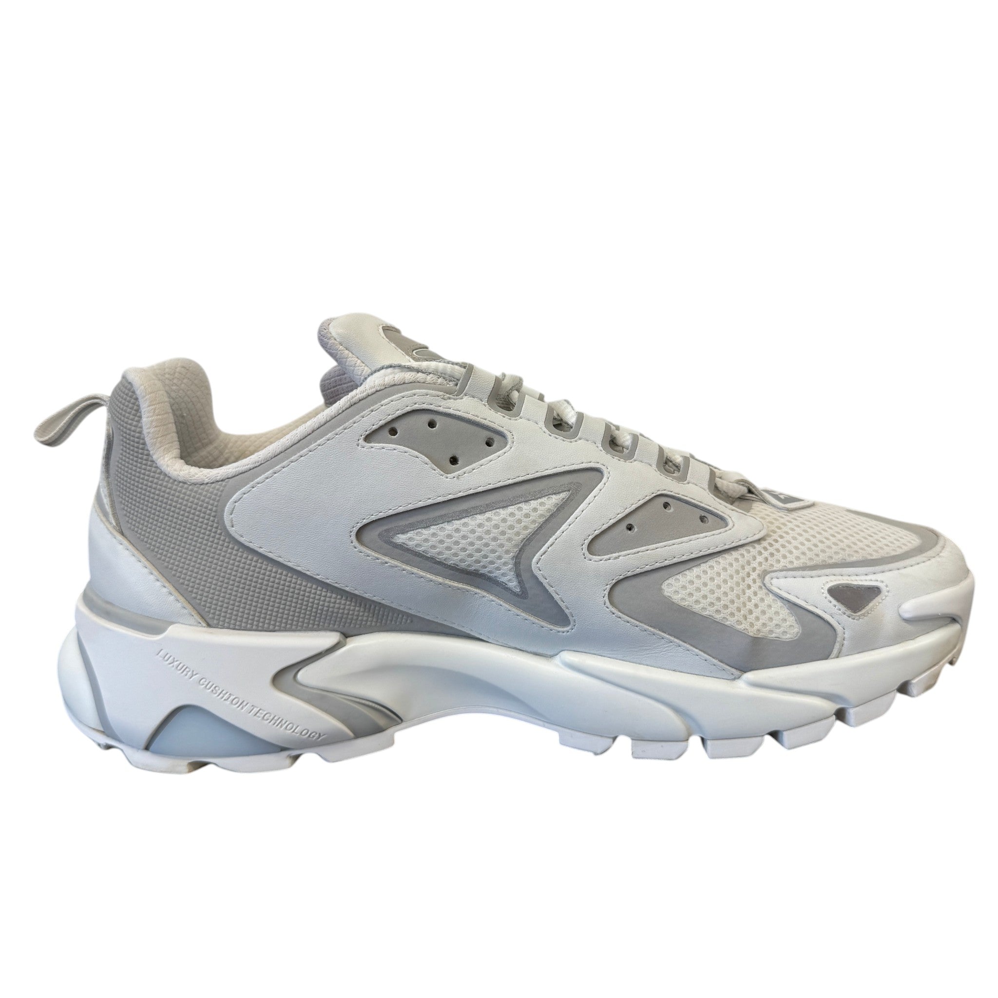 Men's Runner Tatic Low Trainers White Size EU 41.5 / UK 7.5