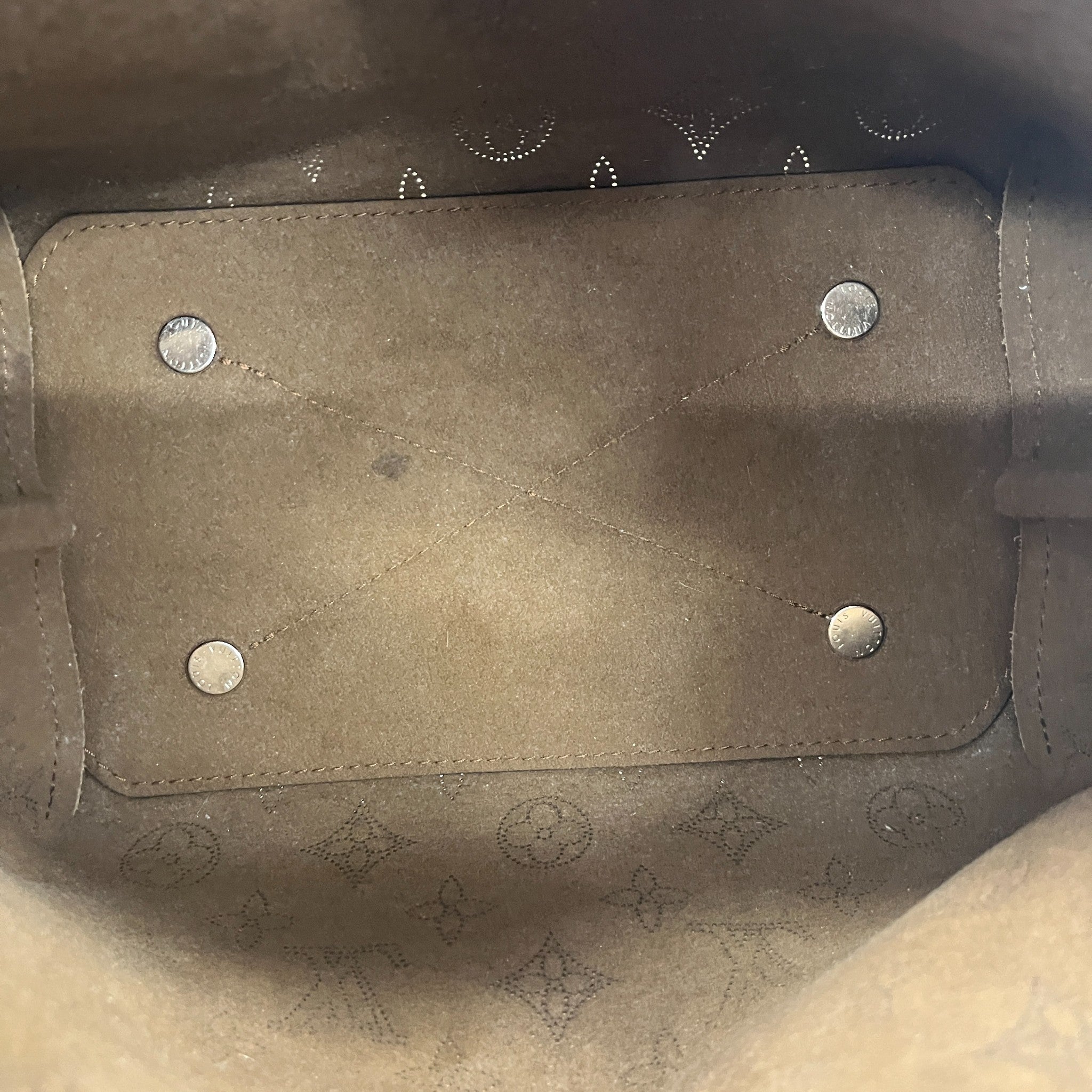 Women's Monogram Mahina Bella Bucket Handbag Brown