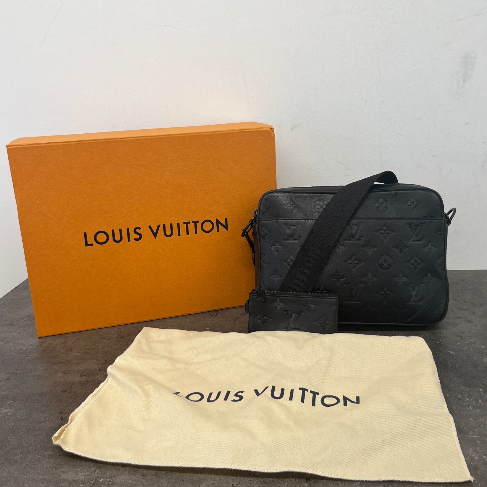 Men's Monogram Shadow Duo Messenger Bag Black