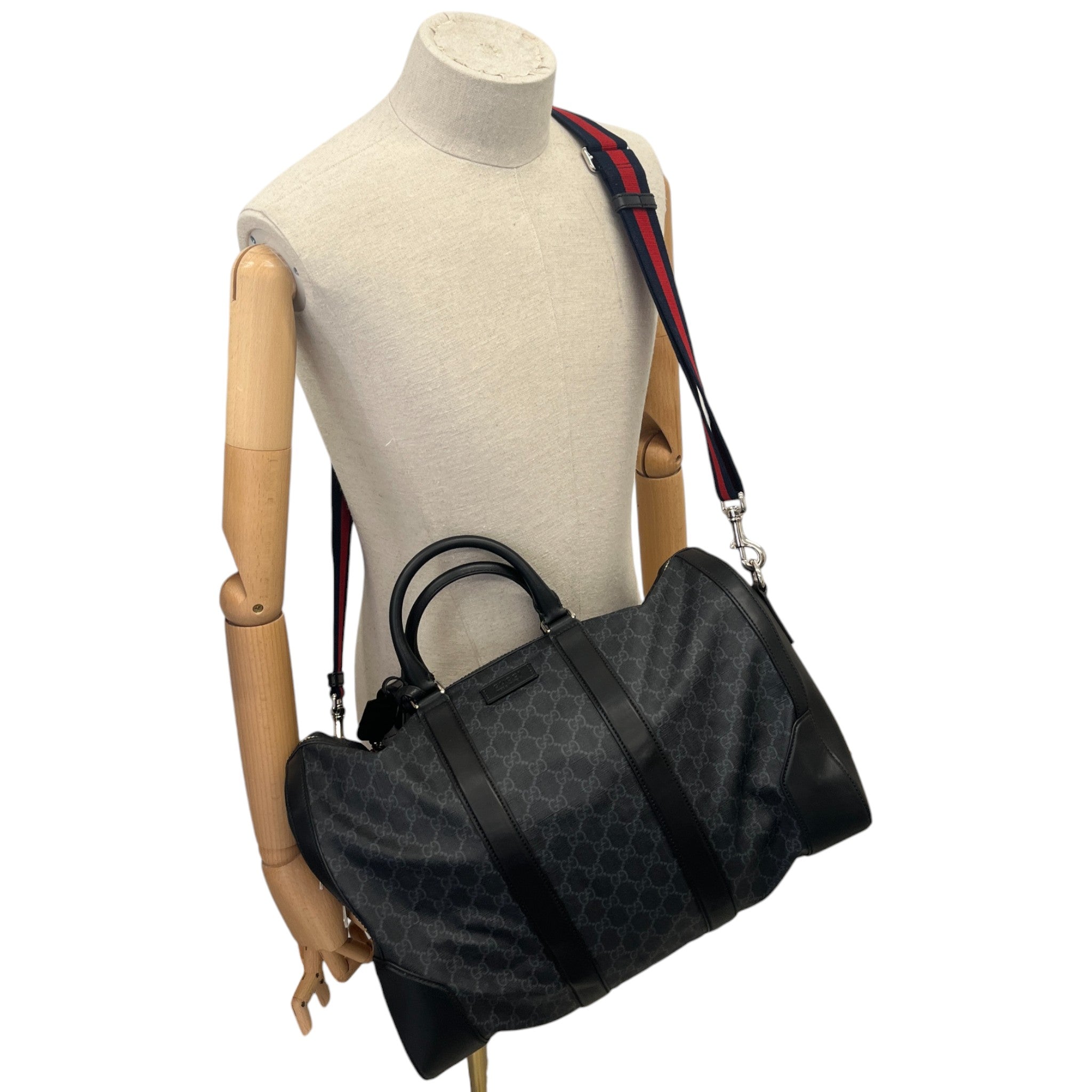 Men's Gg Supreme Duffle Bag Black