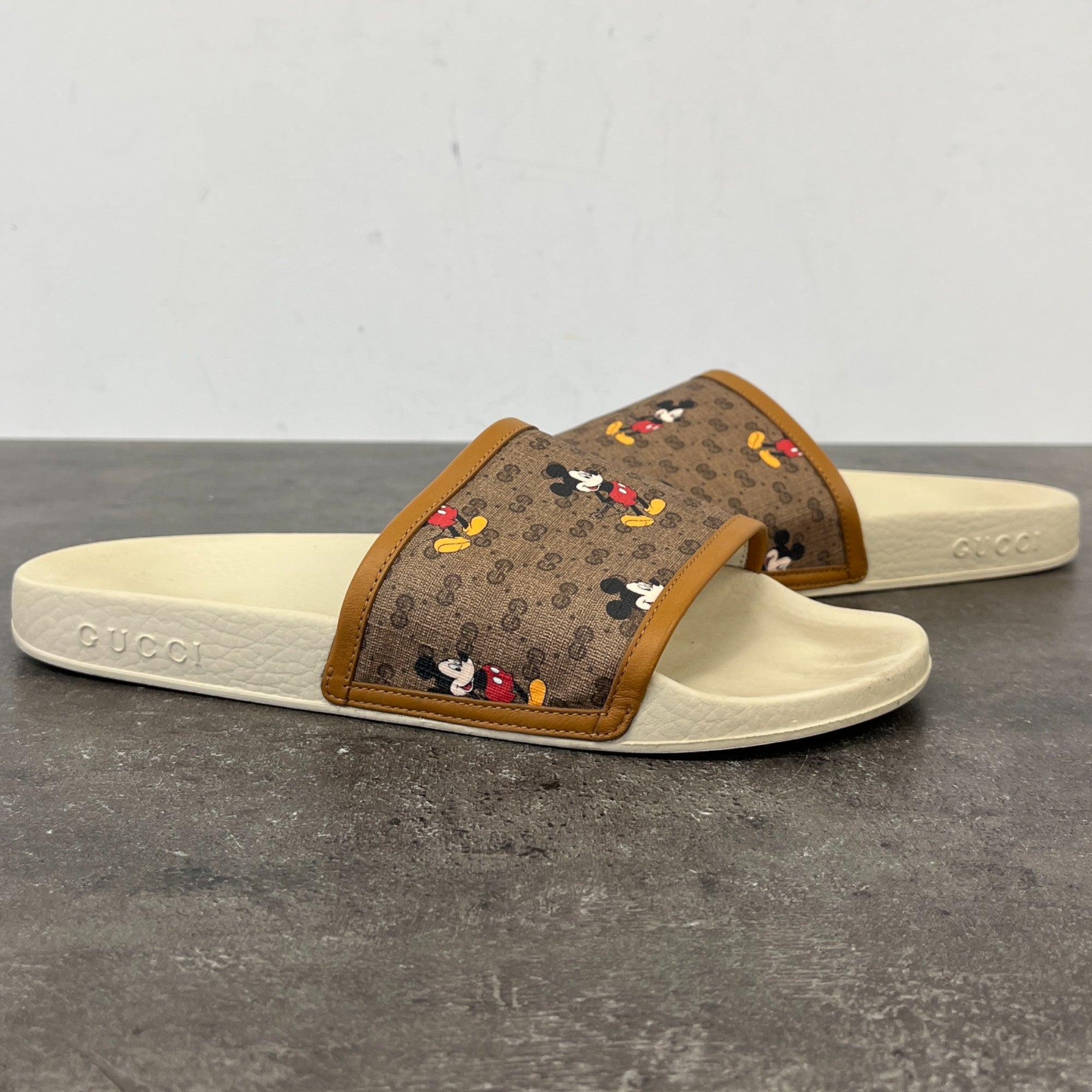 Women's Gucci X Disney Mickey Mouse Slides Beige Size EU 39 / UK 6