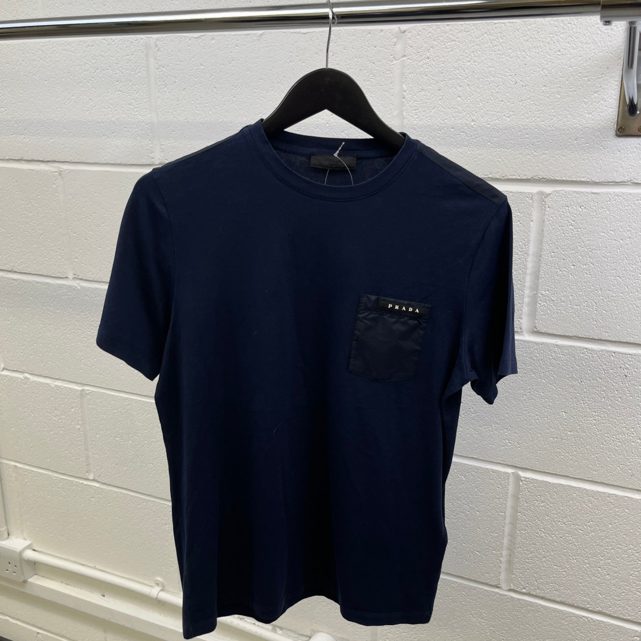 Men's Plaque Logo T-Shirt Navy Size S