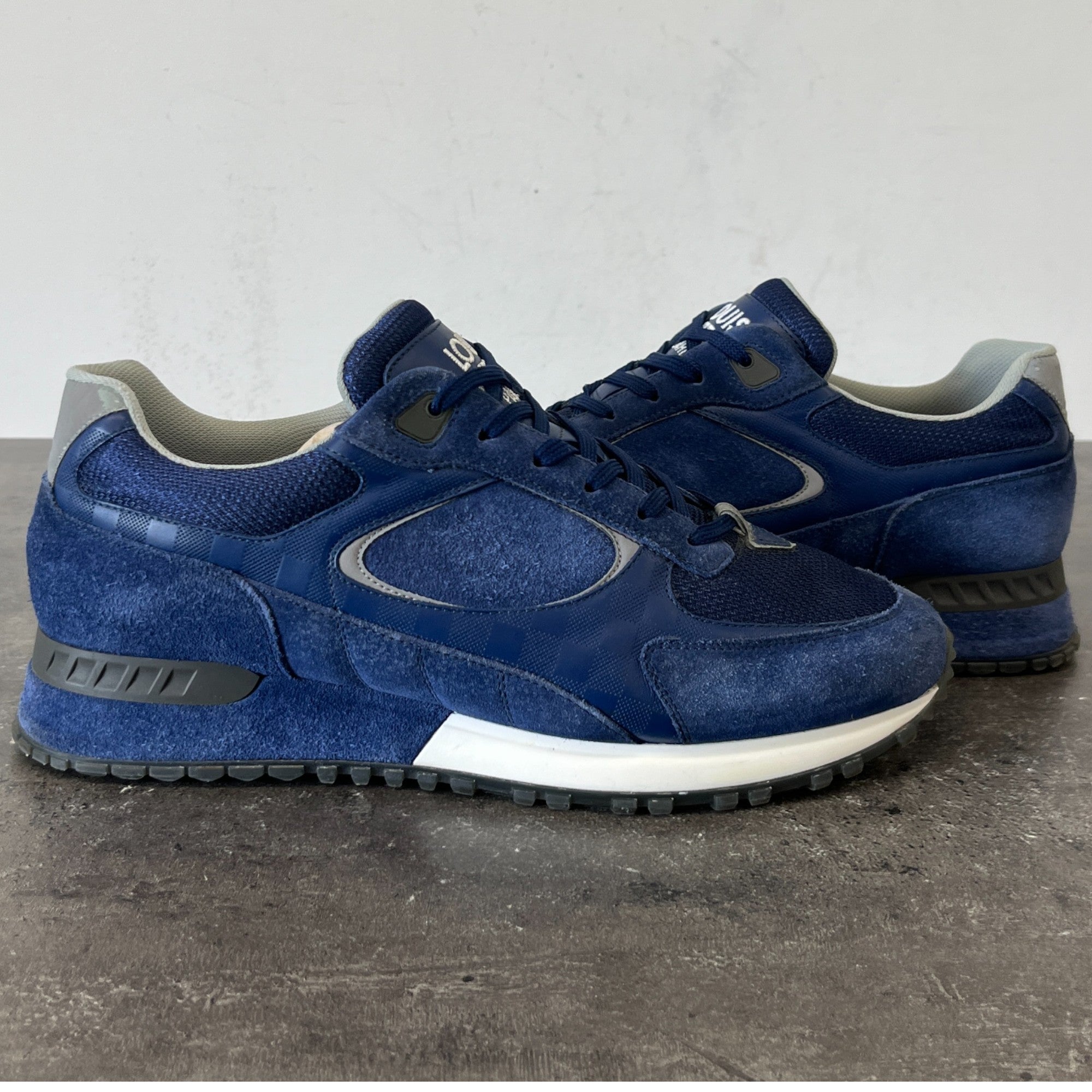 Men's Run Away Low Trainers Navy Size EU 40 / UK 6