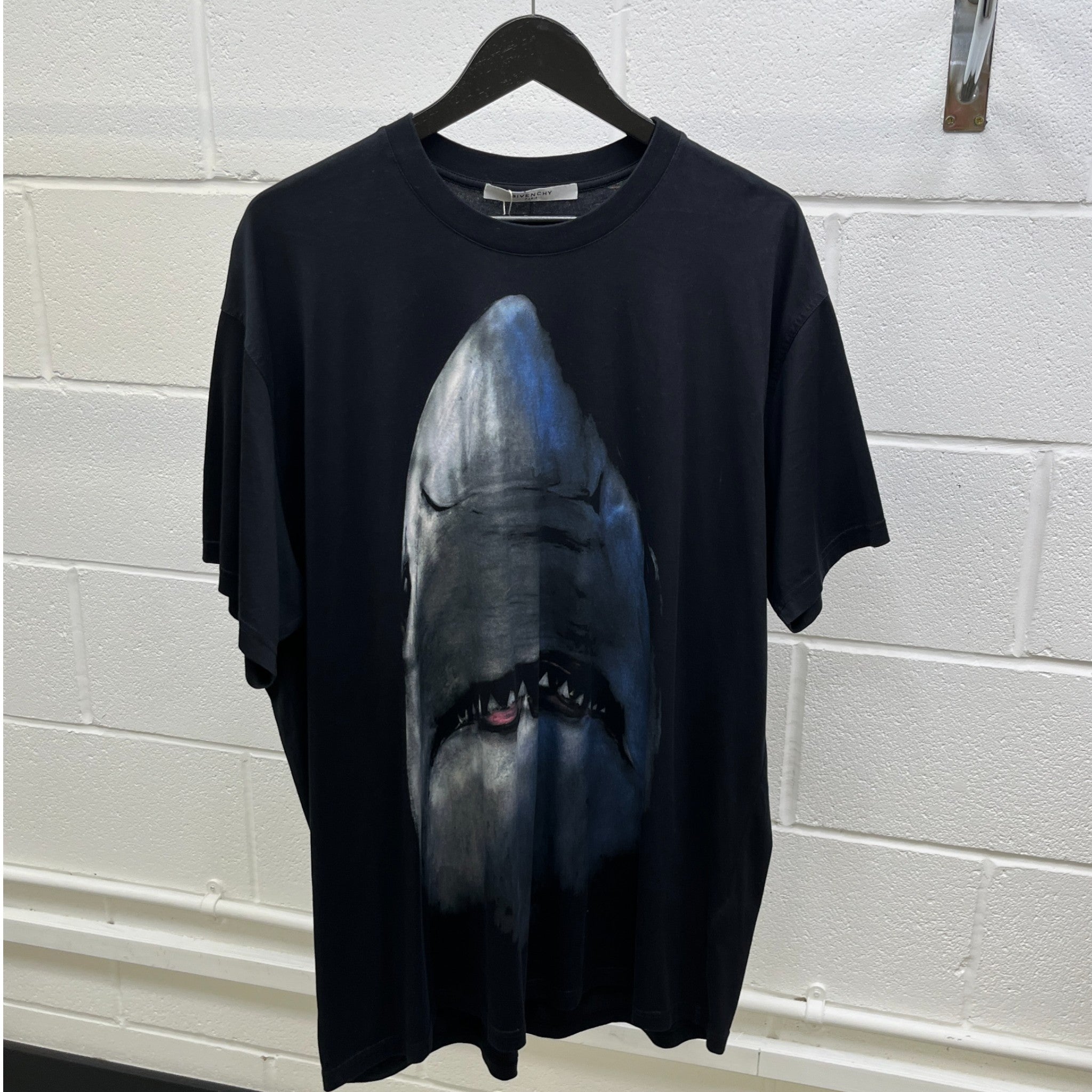 Men's Shark Oversized Columbian Fit T-Shirt Black Size XL
