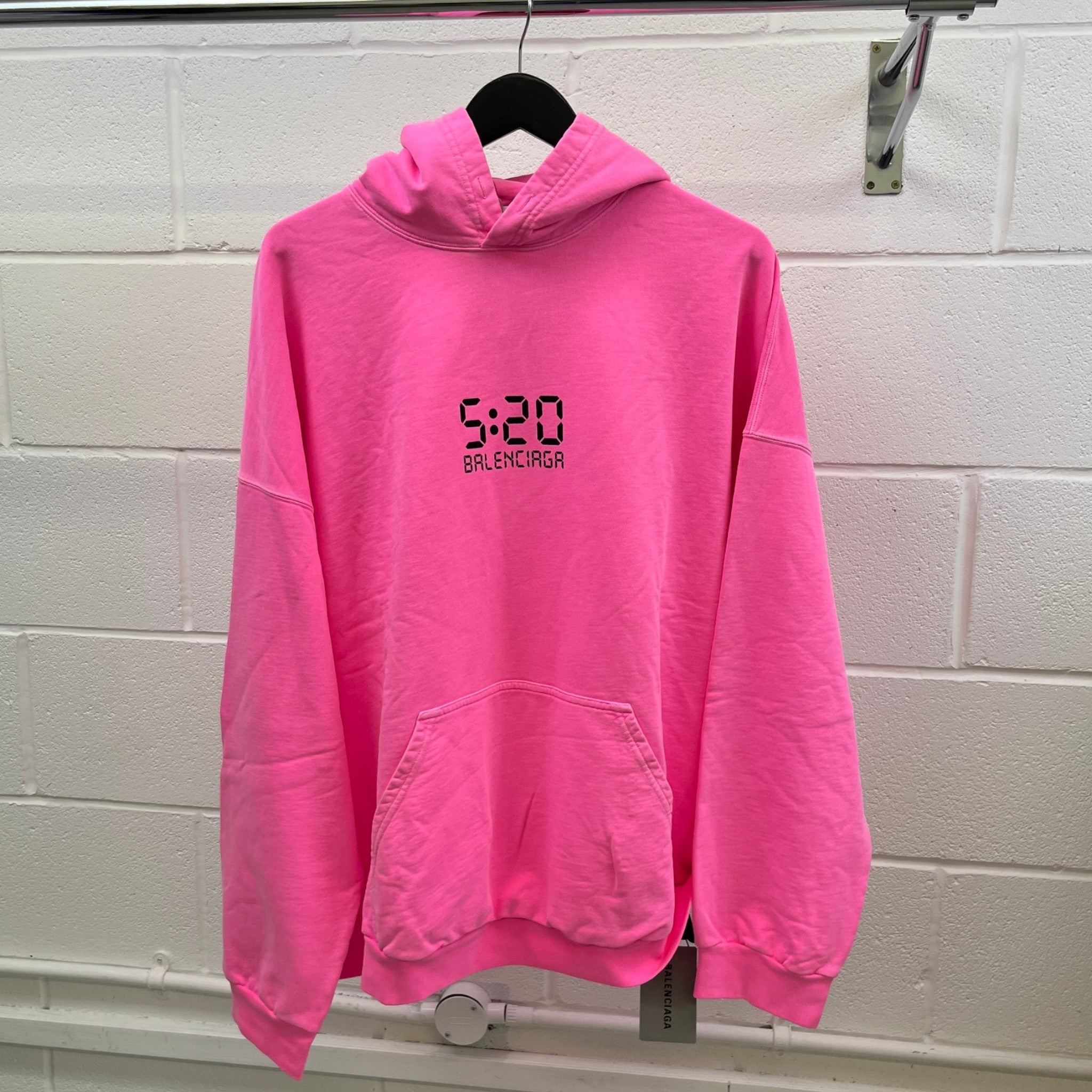 Men's 5:20 Graphic Logo Hoodie Pink Size XXL