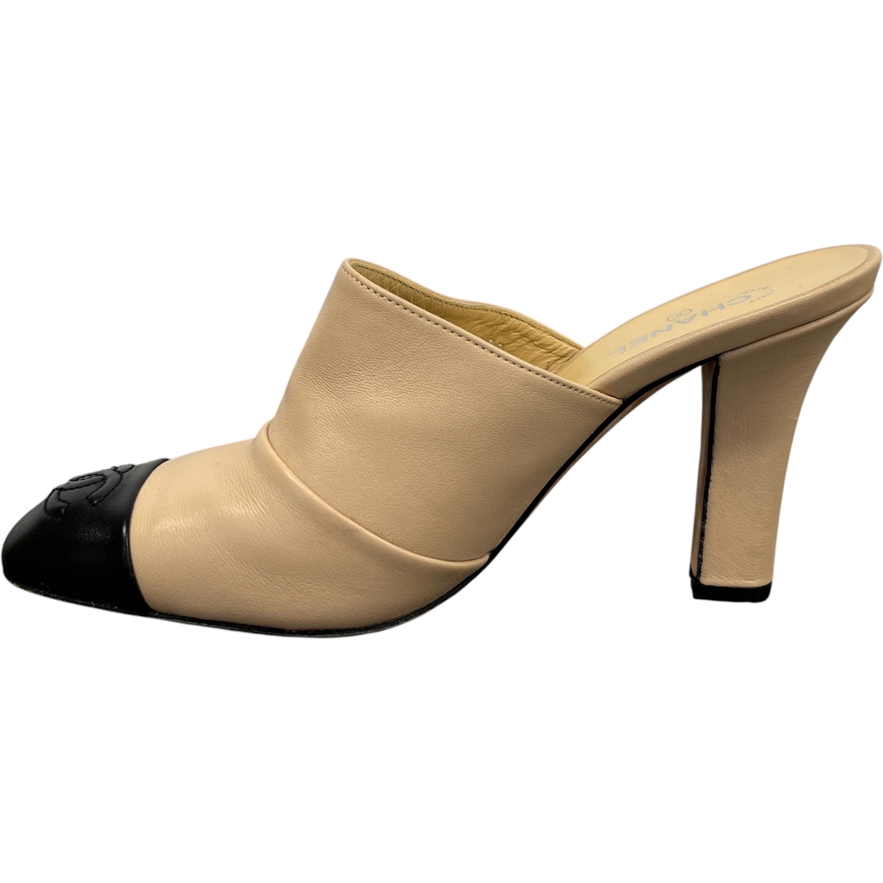 Women's Cc Toe Cap Heels Beige Size EU 36 / UK 3