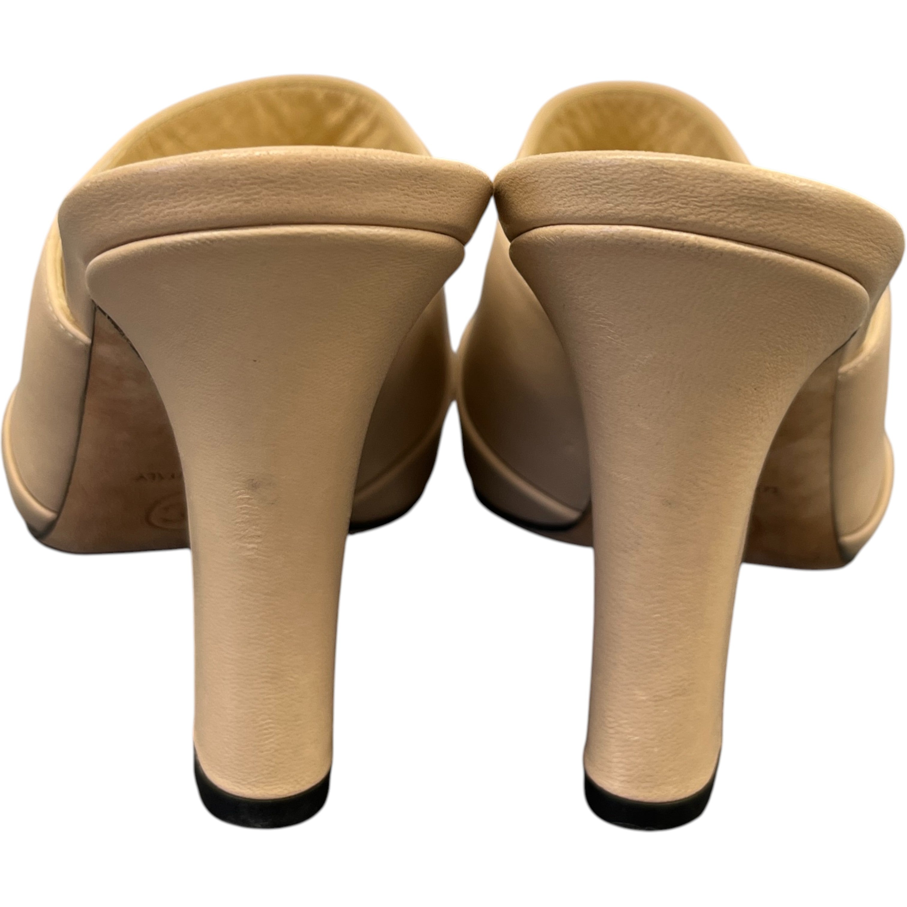 Women's Cc Toe Cap Heels Beige Size EU 36 / UK 3