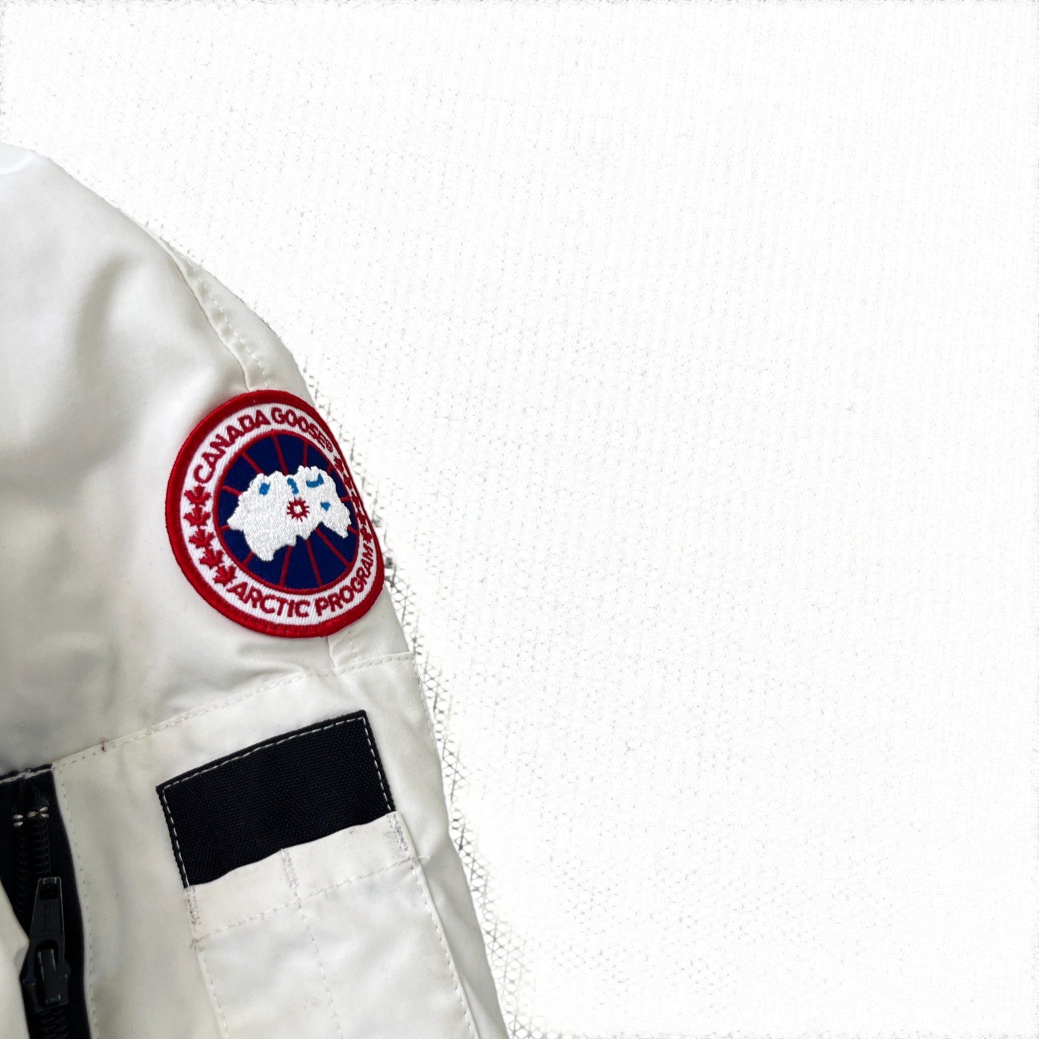 Women's Chilliwack Bomber Down Jacket White Size S