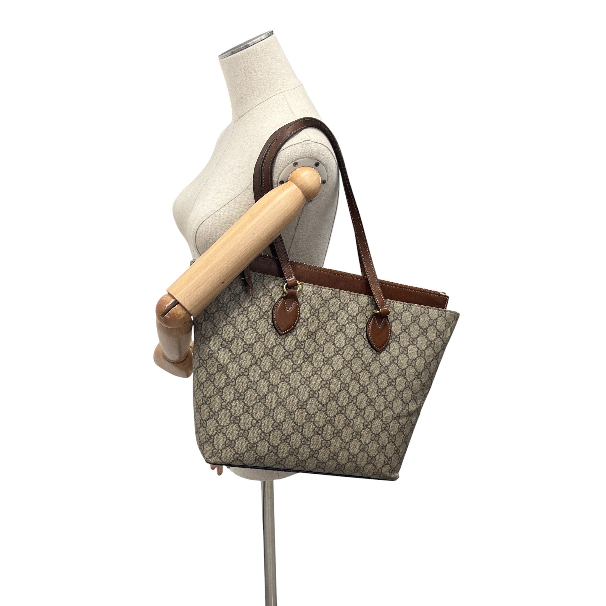 Women's Gg Supreme Tote Handbag Beige