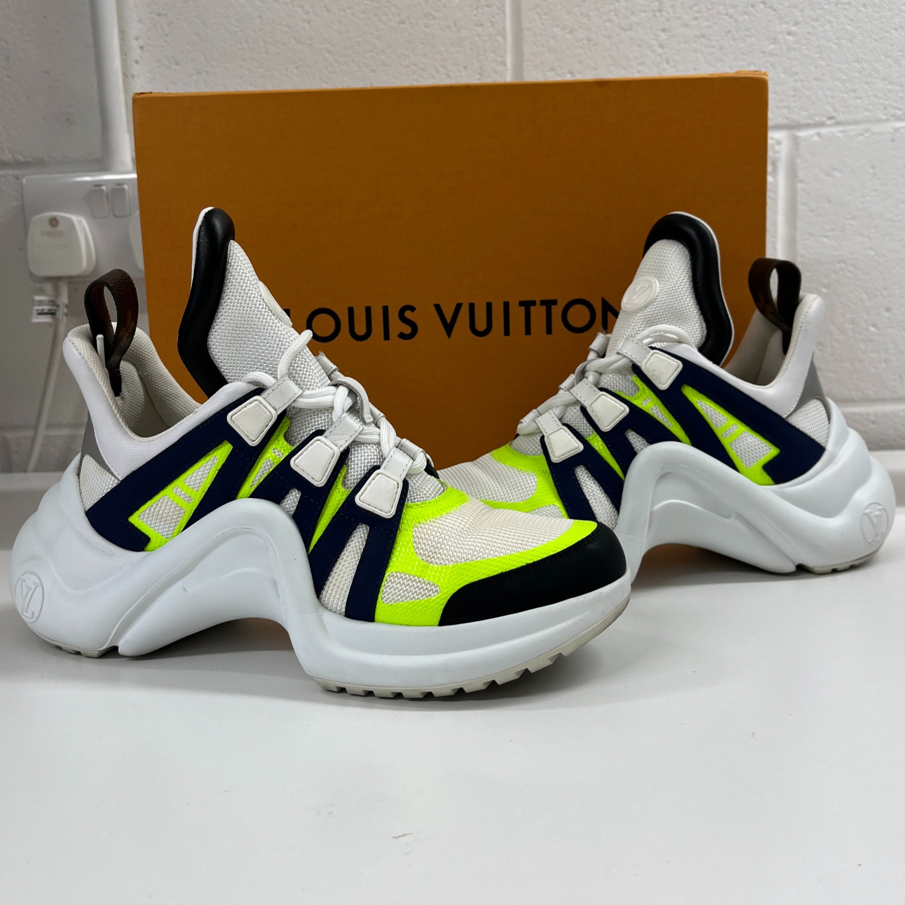 Women's Archlight Low Trainers White Size EU 37 / UK 4