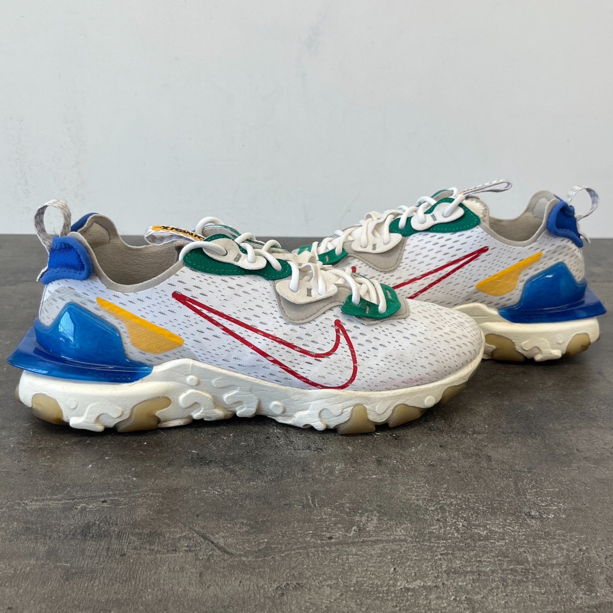 Men's React Vision Low Trainers White Size EU 42.5 / UK 8.5