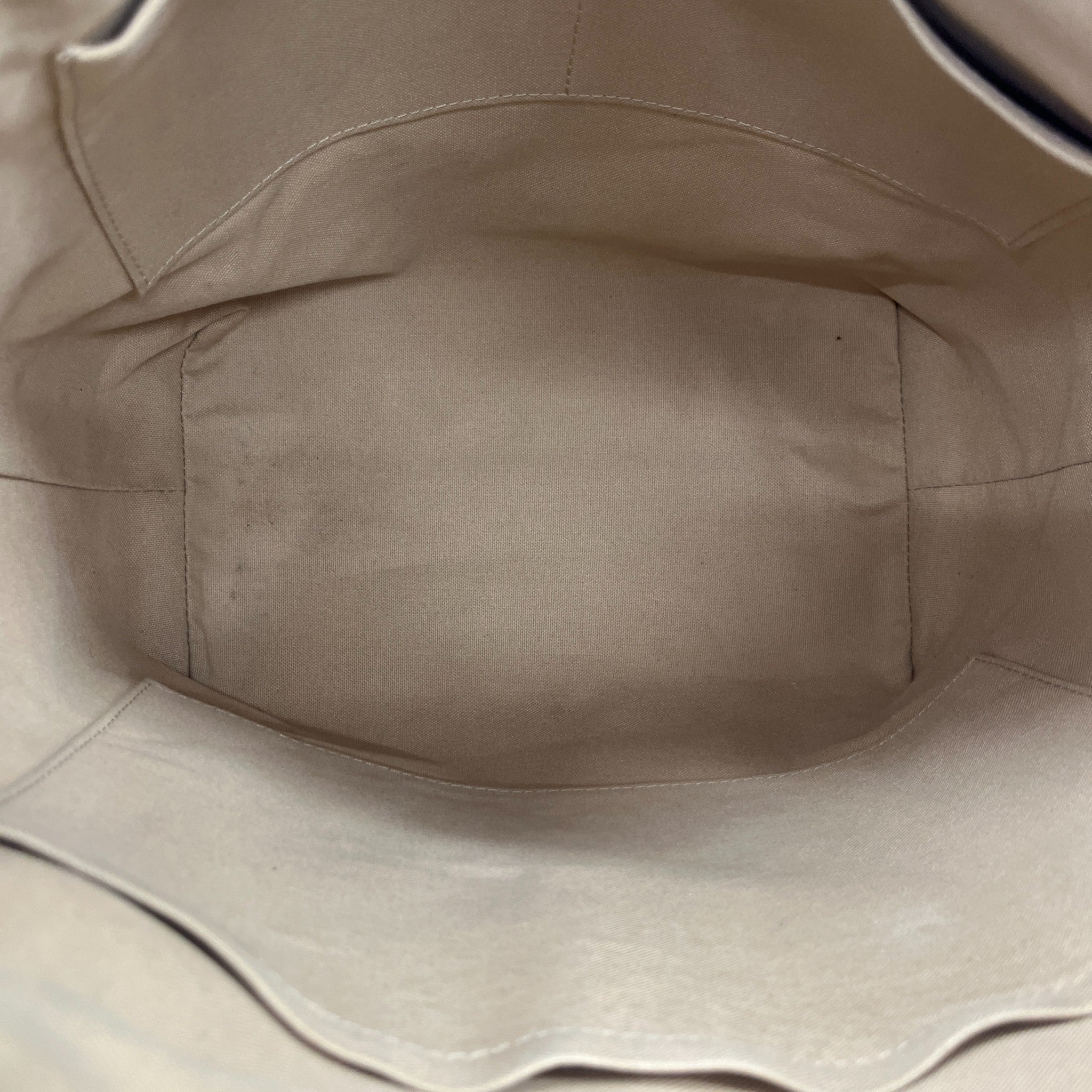 Women's Damier Azur Totally Pm Handbag White