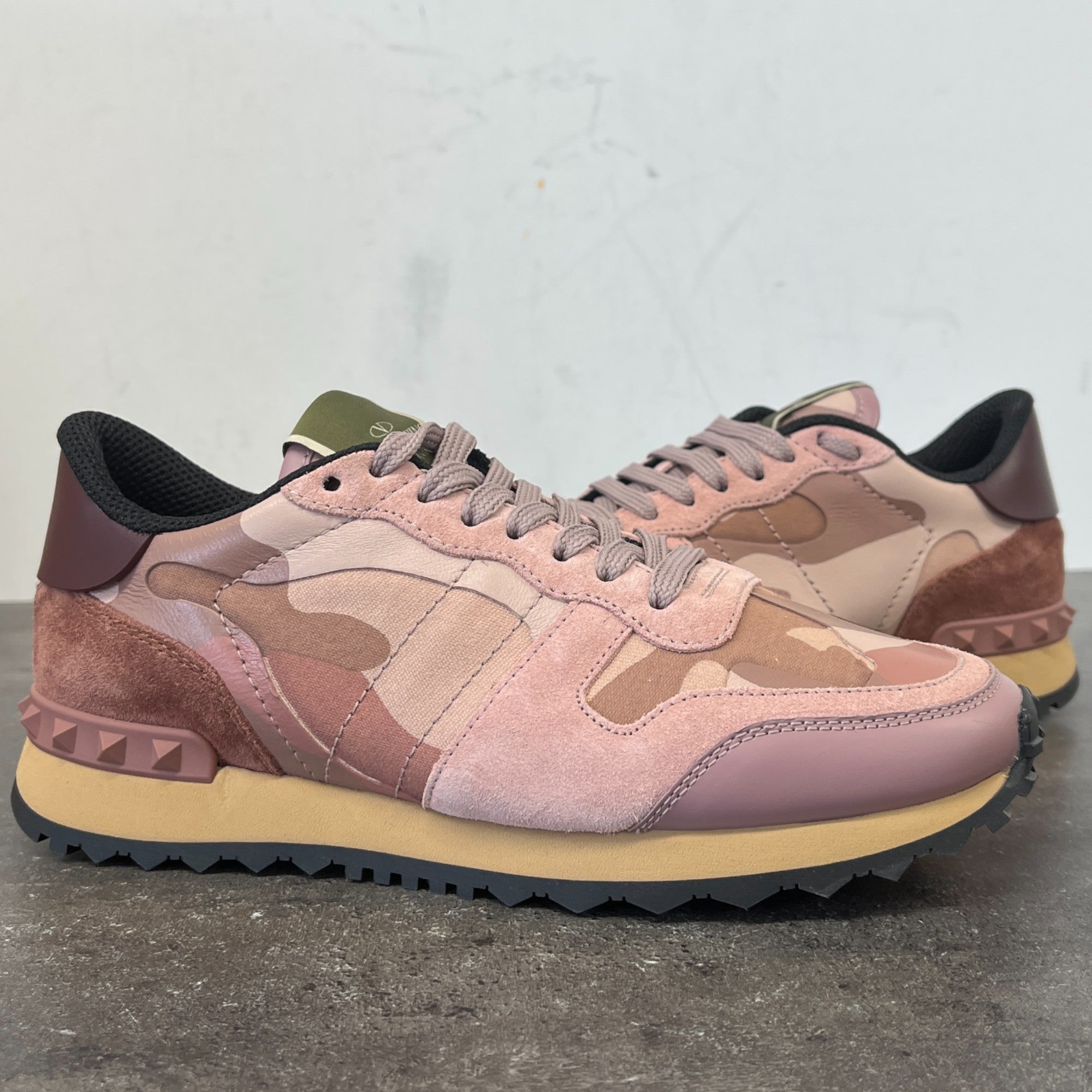 Women's Rockrunner Low Trainers Pink Size EU 36 / UK 3