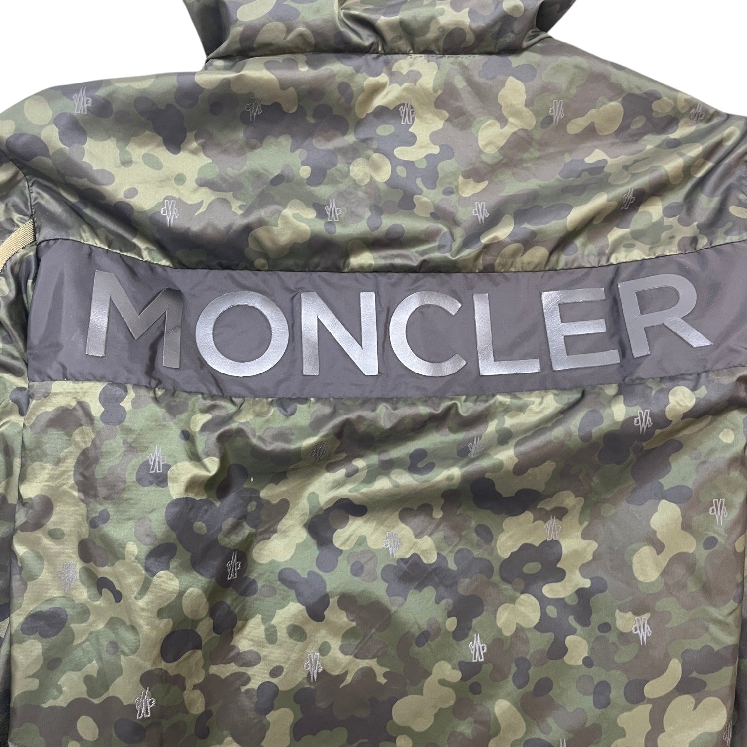 Men's Trieux Windbreaker Khaki Size 2 / M