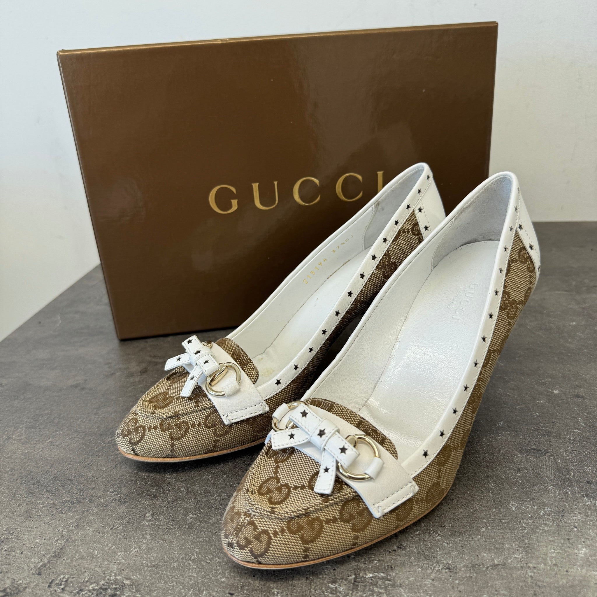 Women's Monogram Star Bow Heels Brown Size EU 37.5 / UK 4.5