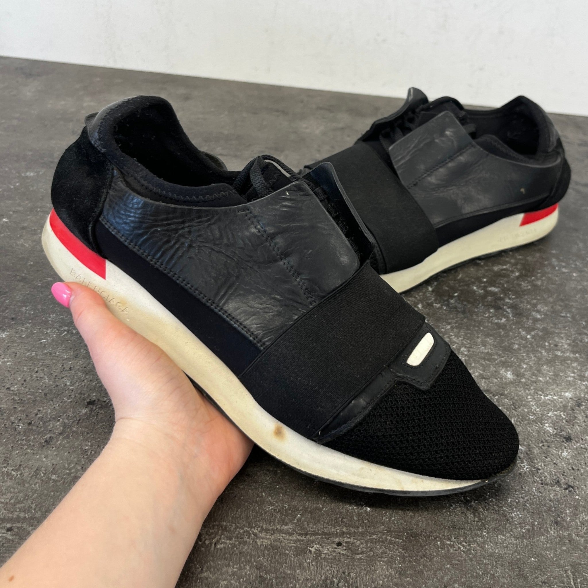 Men's Race Runner Low Trainers Black Size EU 41 / UK 7