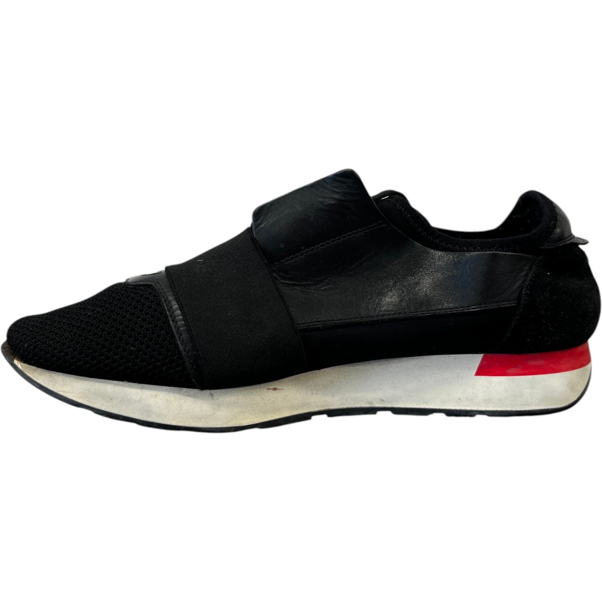 Men's Race Runner Low Trainers Black Size EU 41 / UK 7