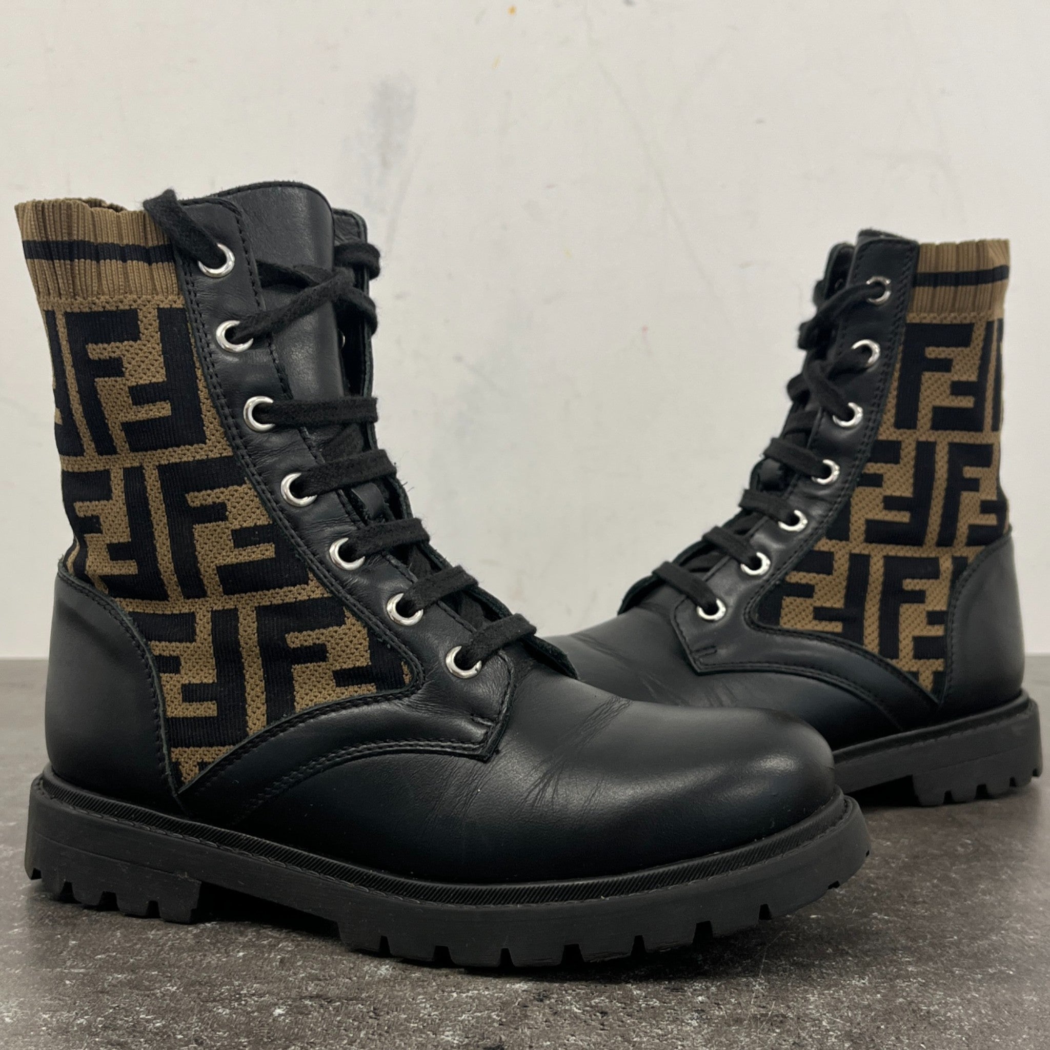 Women's Ff Monogram Boots Black Size EU 34 / UK 1