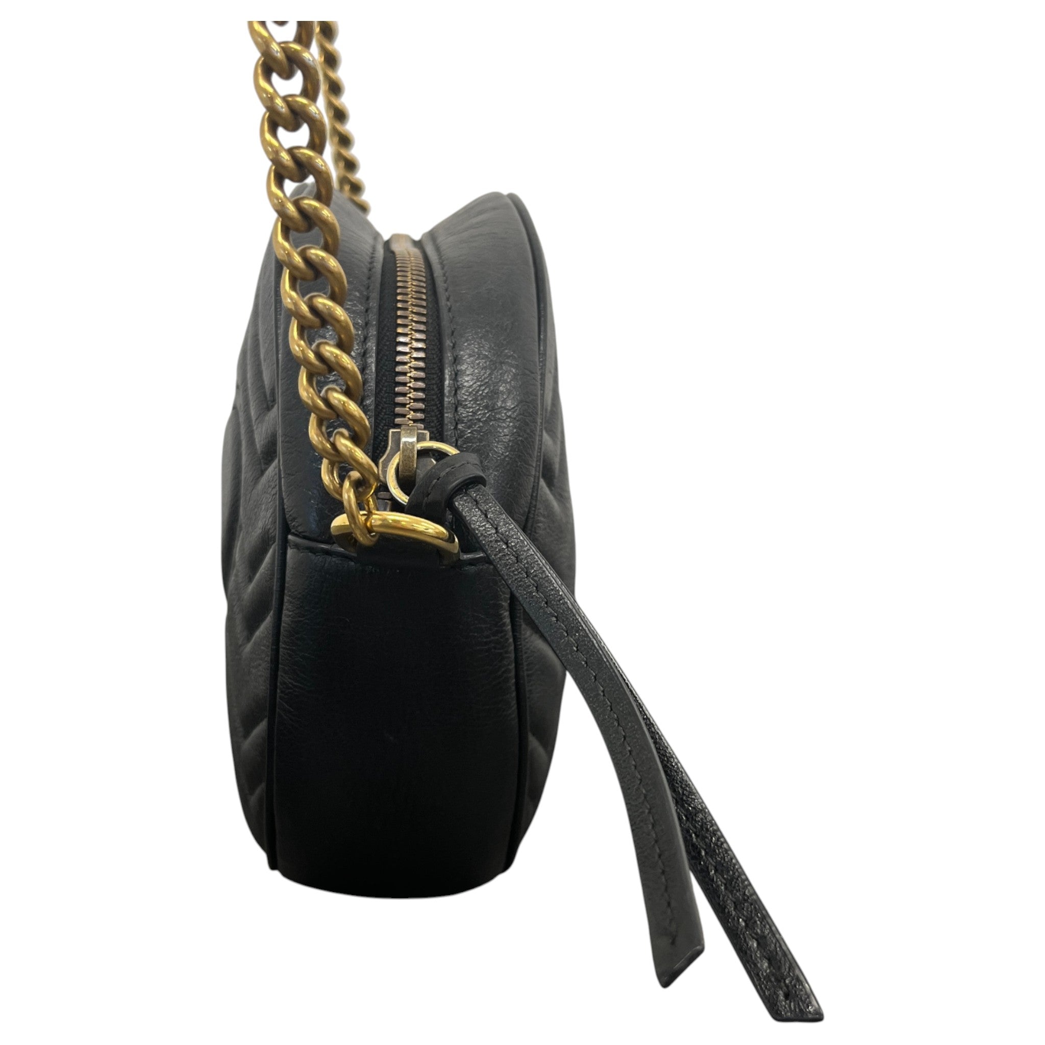 Women's Gg Marmont Mini Round Handbag Black