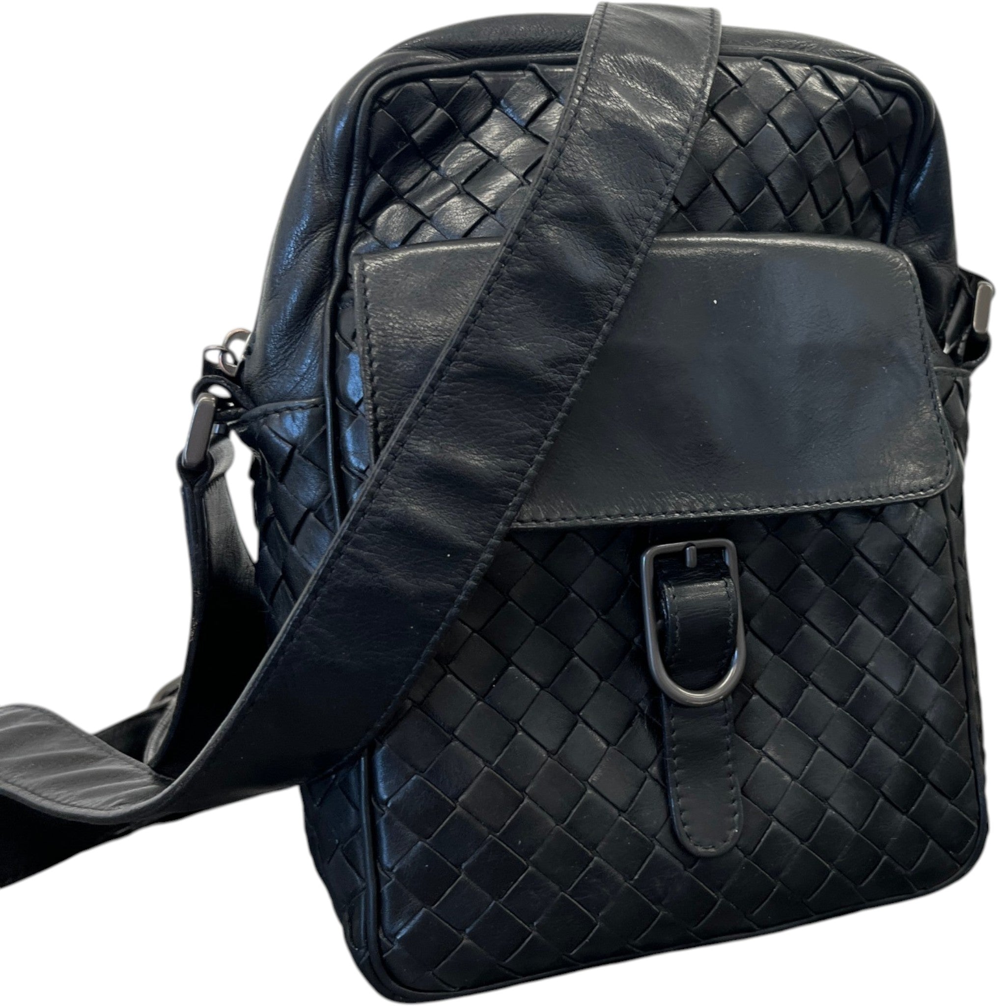 Men's Intrecciato Messenger Bag Black