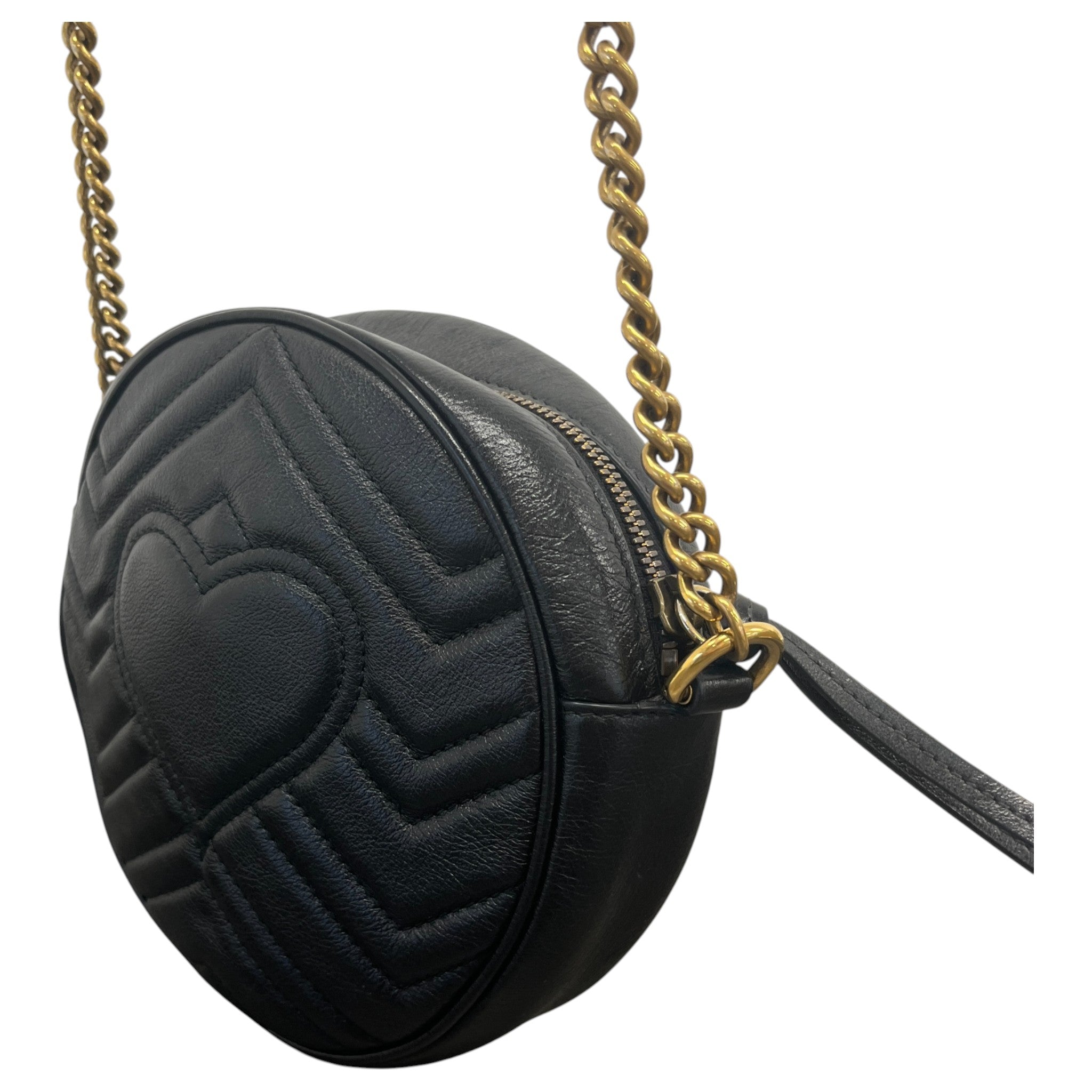 Women's Gg Marmont Mini Round Handbag Black