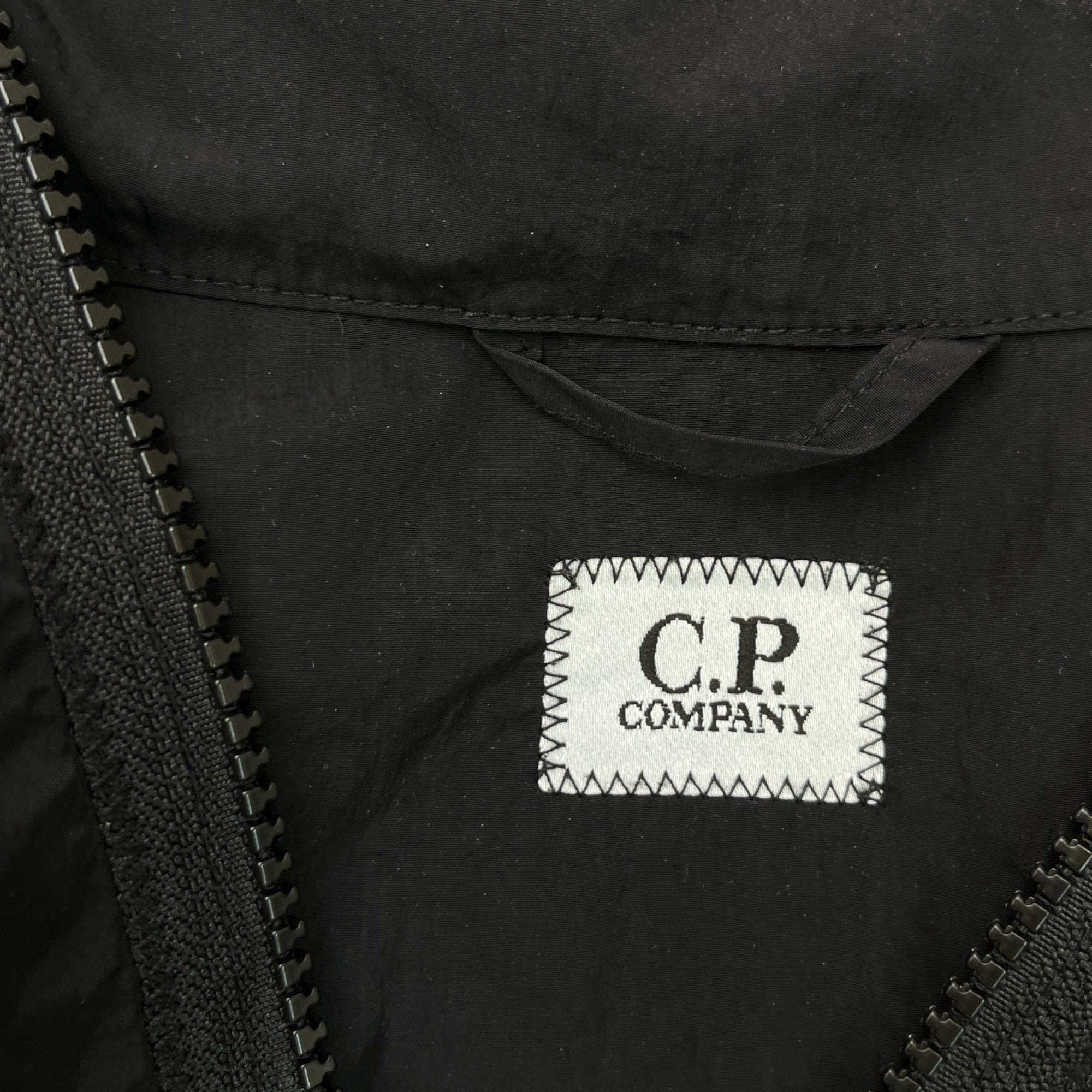 Men's Lens Logo Windbreaker Black Size S