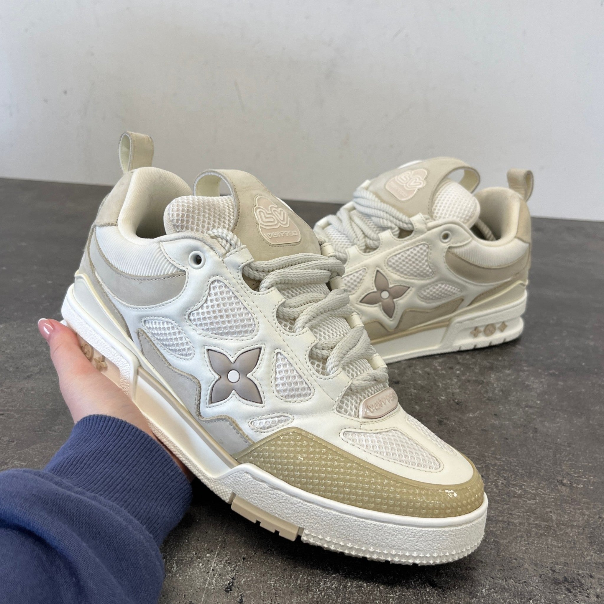 Men's Lv Skate Low Trainers Beige Size EU 41 / UK 7