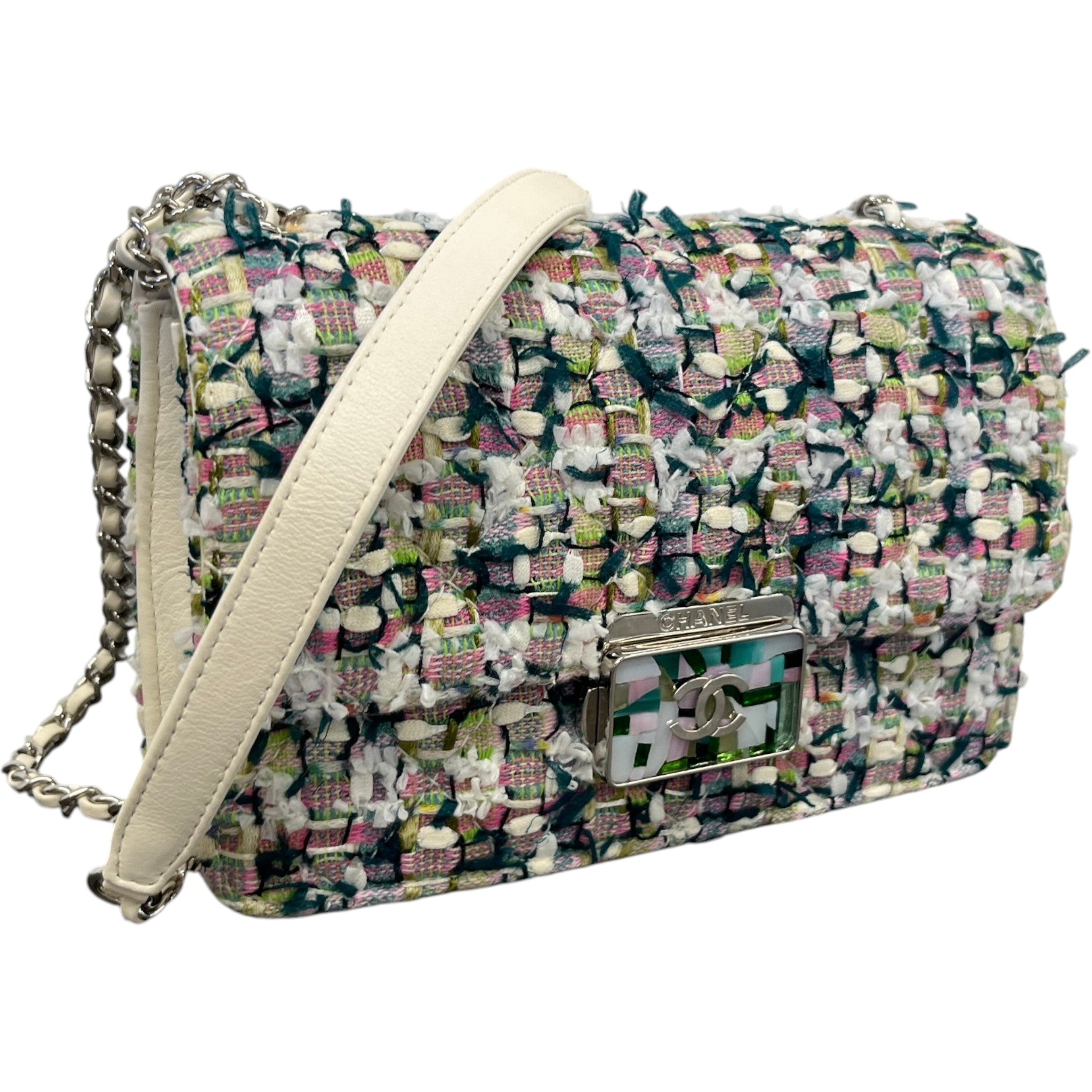 Women's Tweed Beauty Lock Flap Bag White