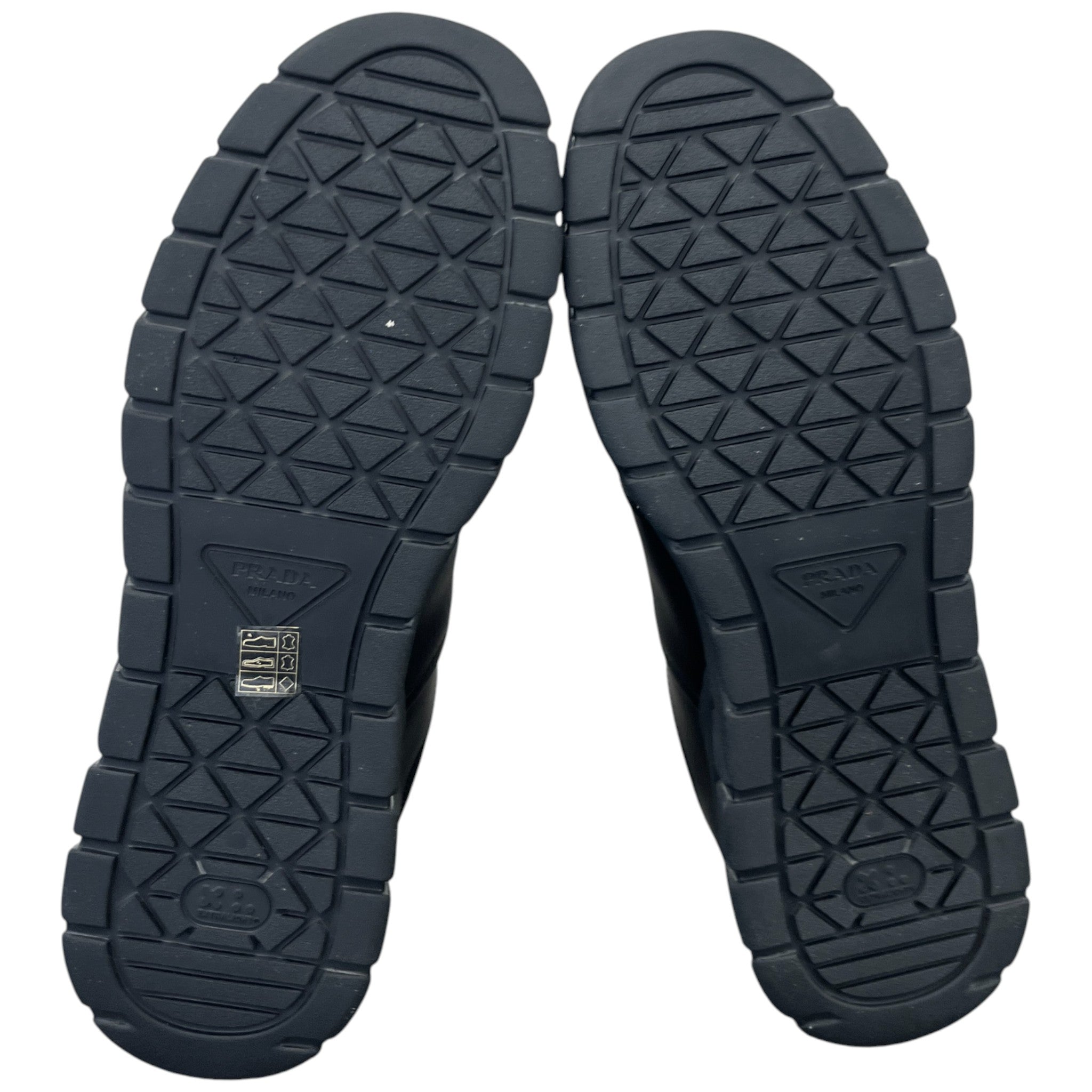 Men's Plaque Logo Low Trainers Black Size EU 46 / UK 12