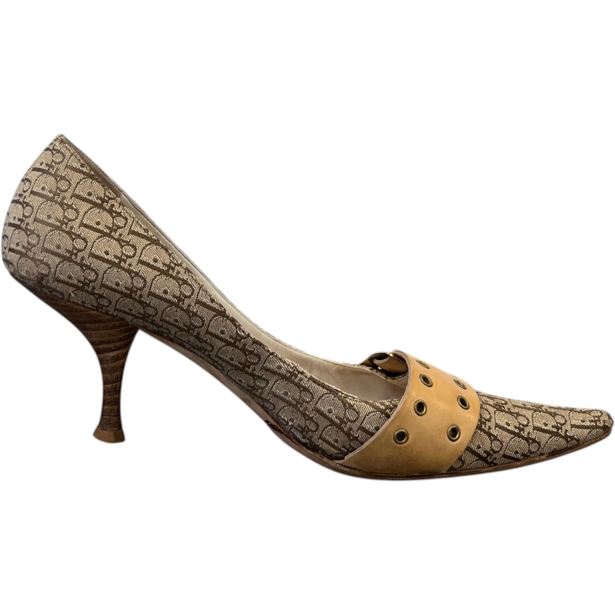 Women's Buckle Detail Kittern Heels Beige Size EU 37.5 / UK 4.5