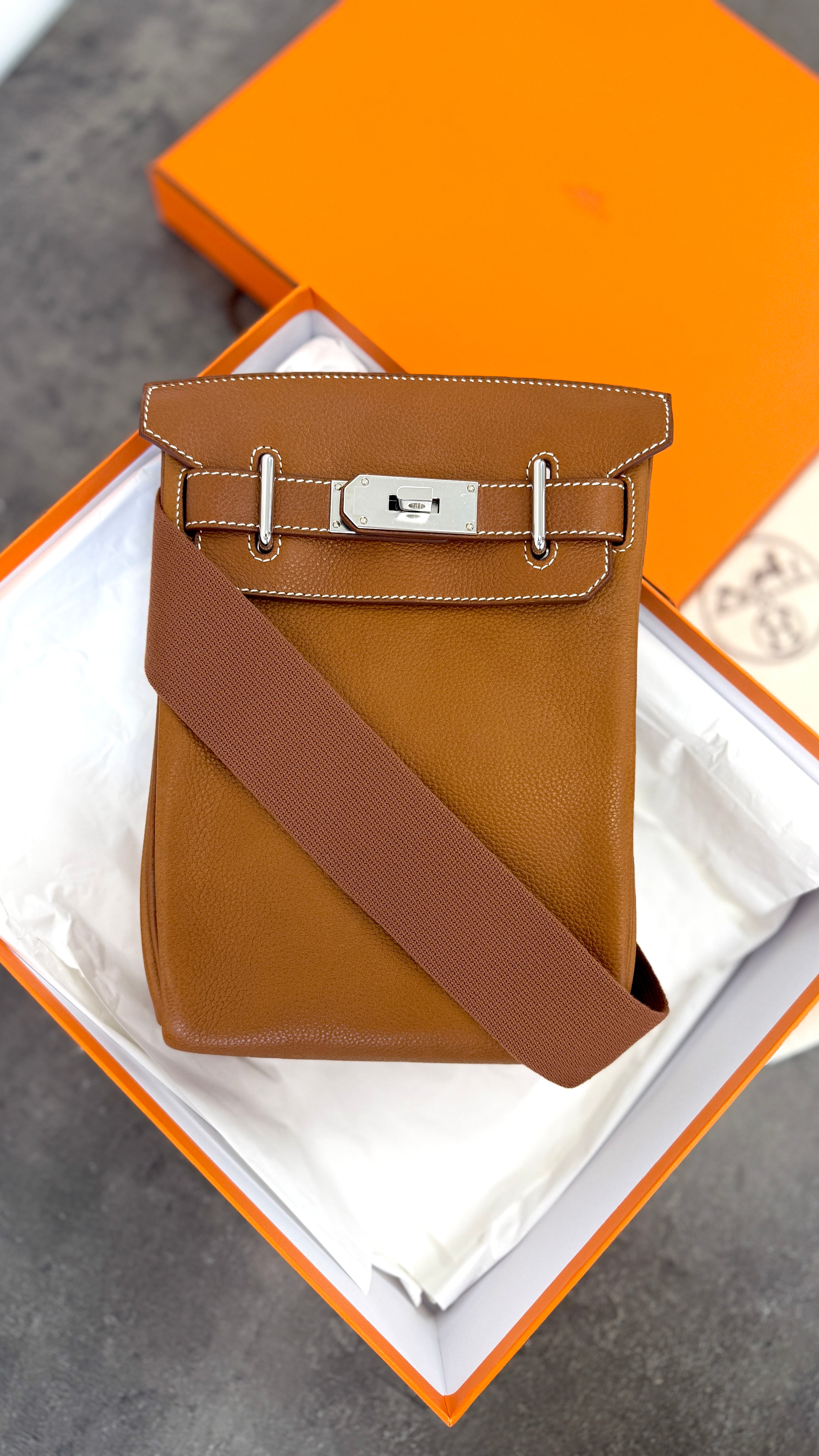 Men's Hac A Dos Pm Messenger Bag Brown