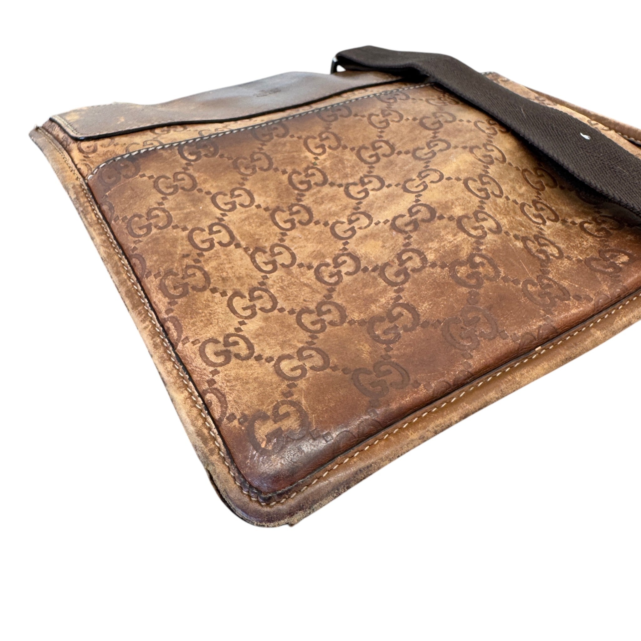 Men's Gg Supreme Crossbody Bag Brown