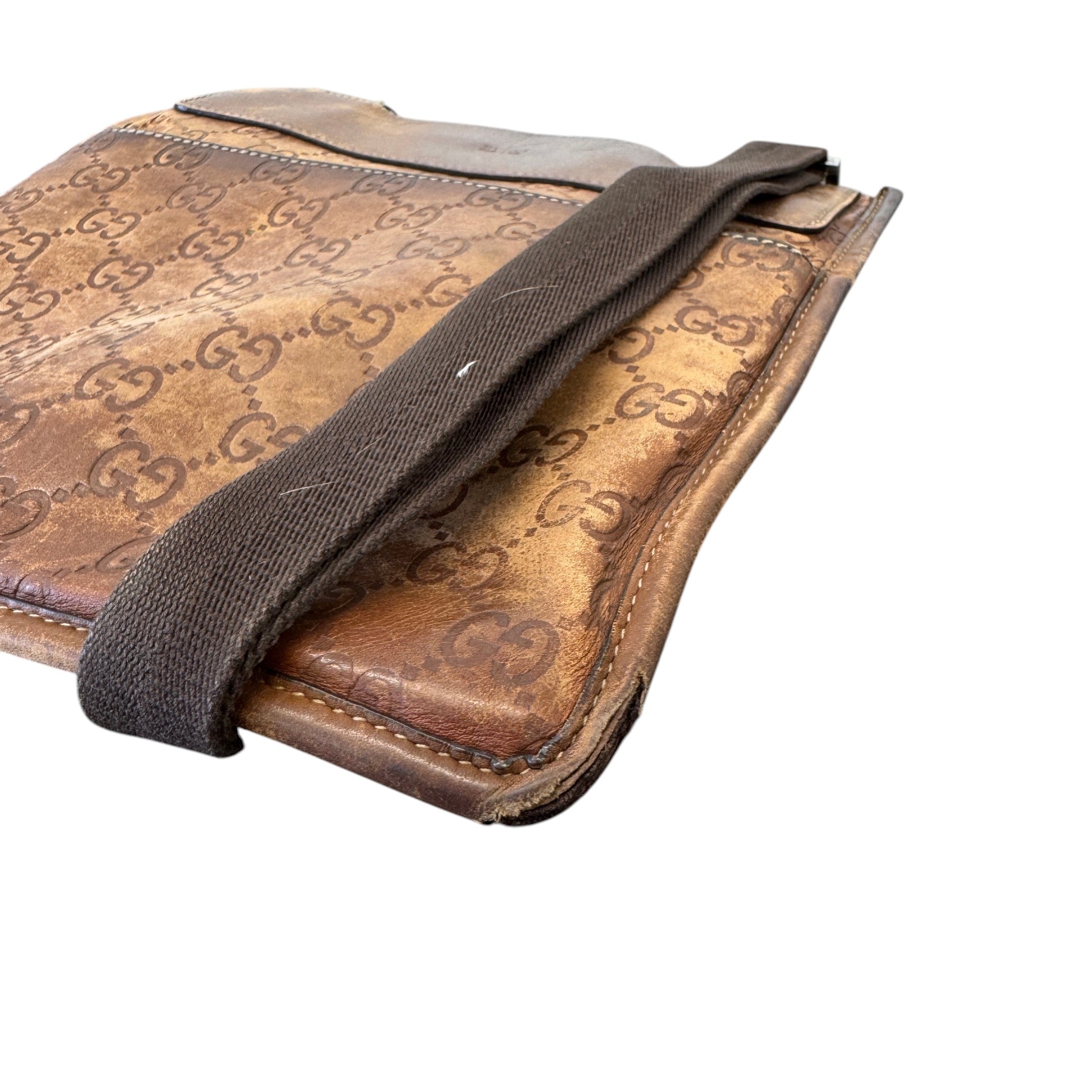 Men's Gg Supreme Crossbody Bag Brown