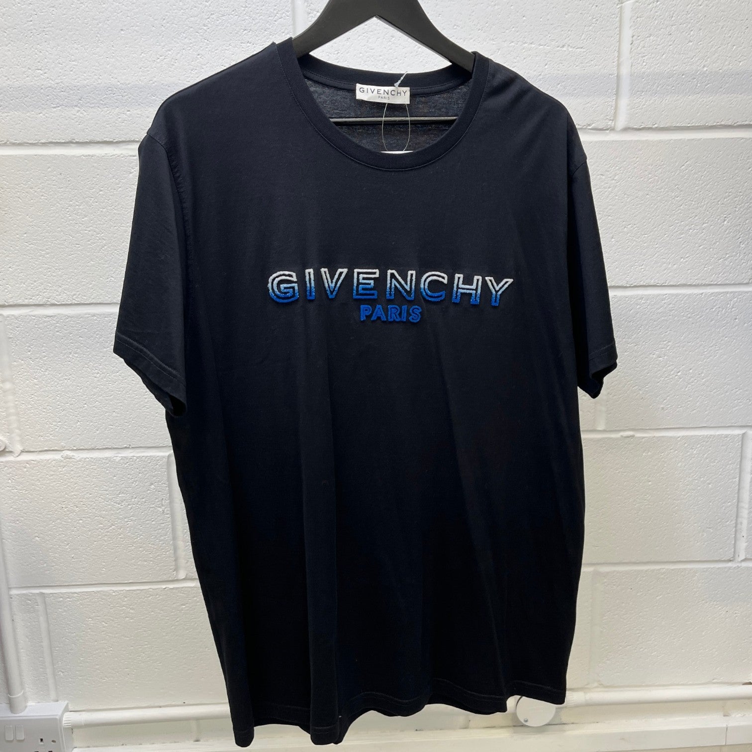 Men's Embroidered Logo T-Shirt Black Size L