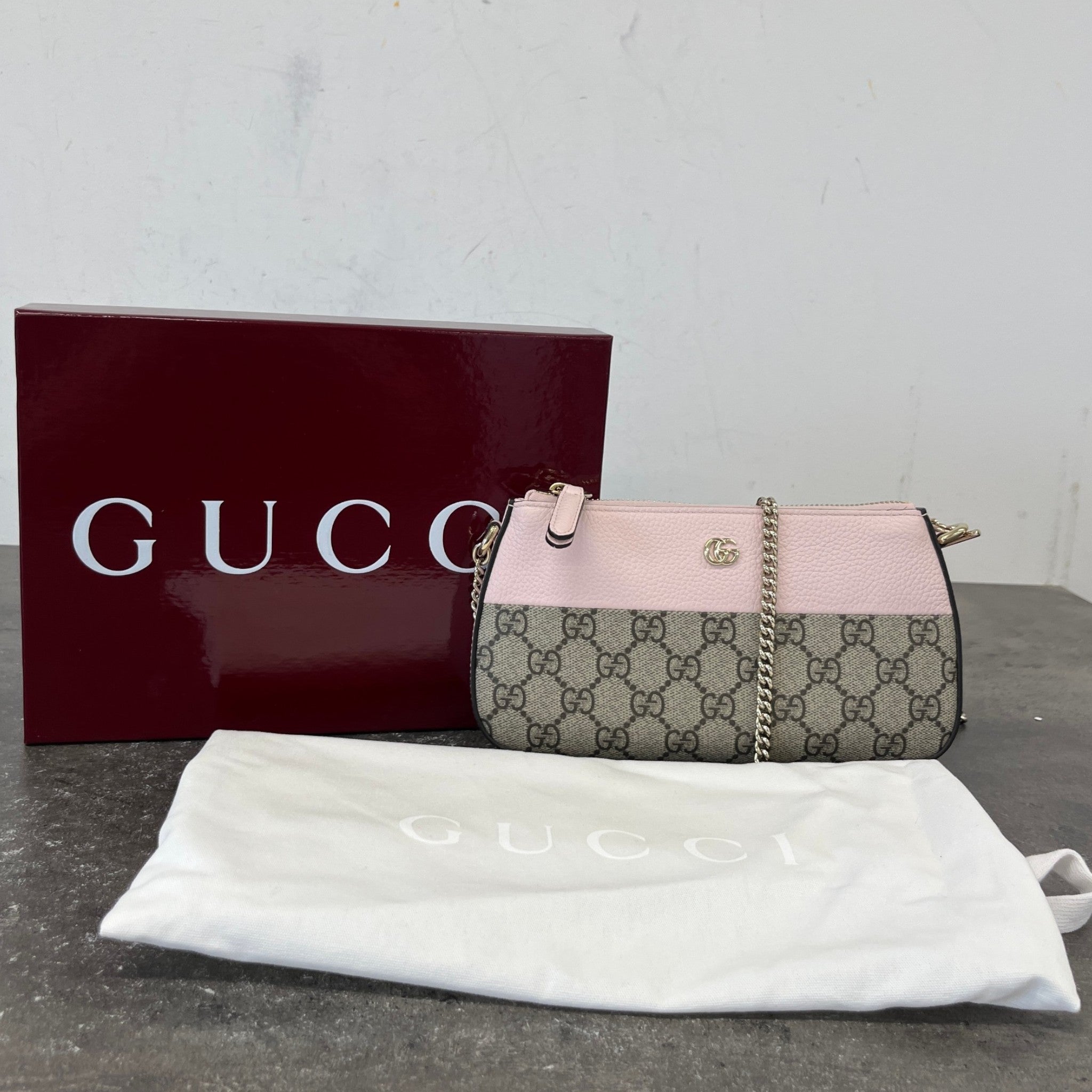 Women's Gg Marmont Bi-Color Mini Bag Pink