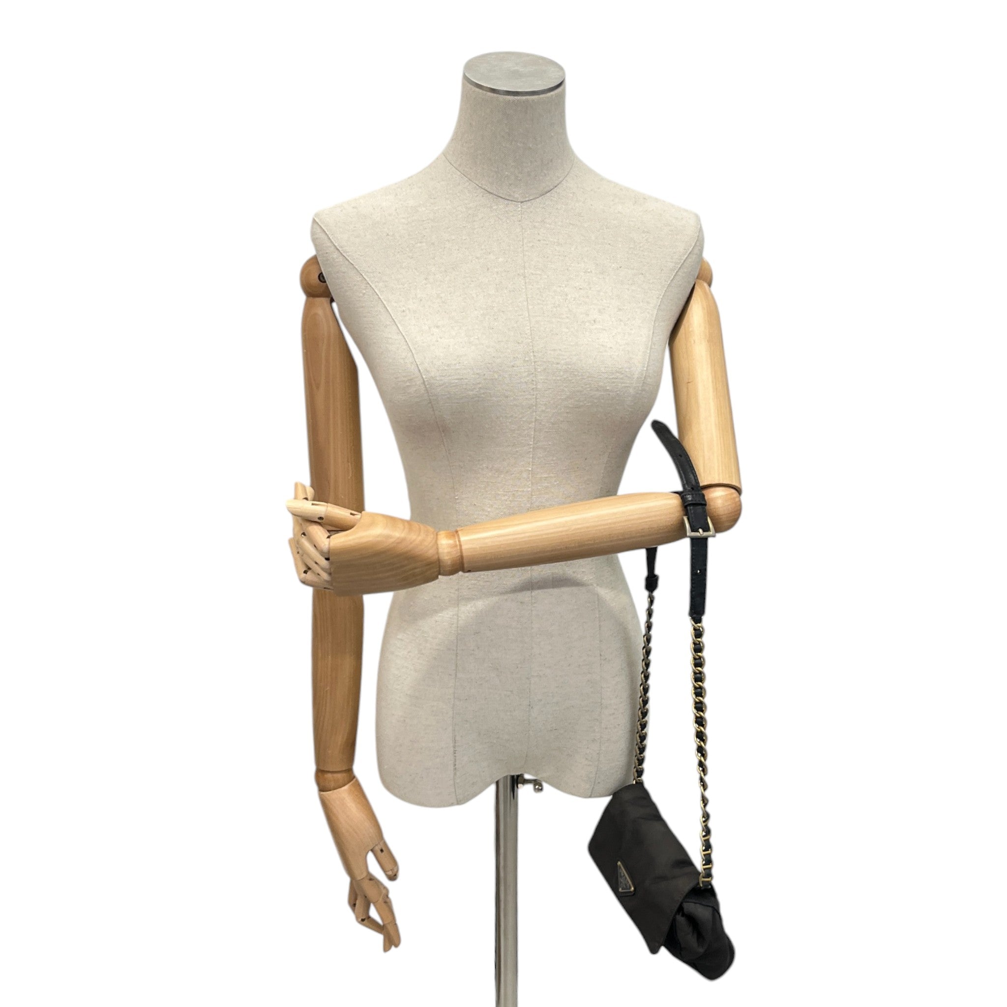 Women's Vintage Plaque Logo Bag Black