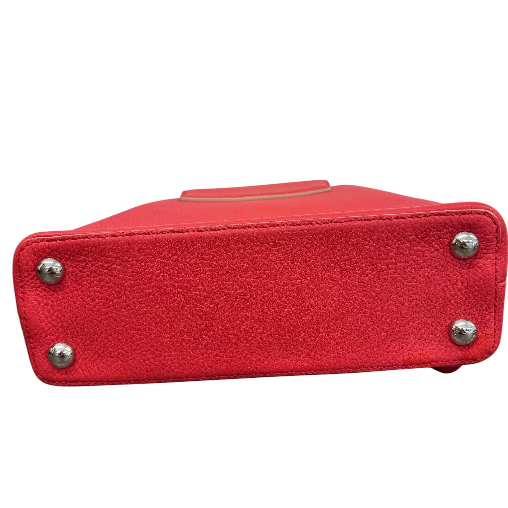 Women's Capucines Bb Taurillon Handbag Red