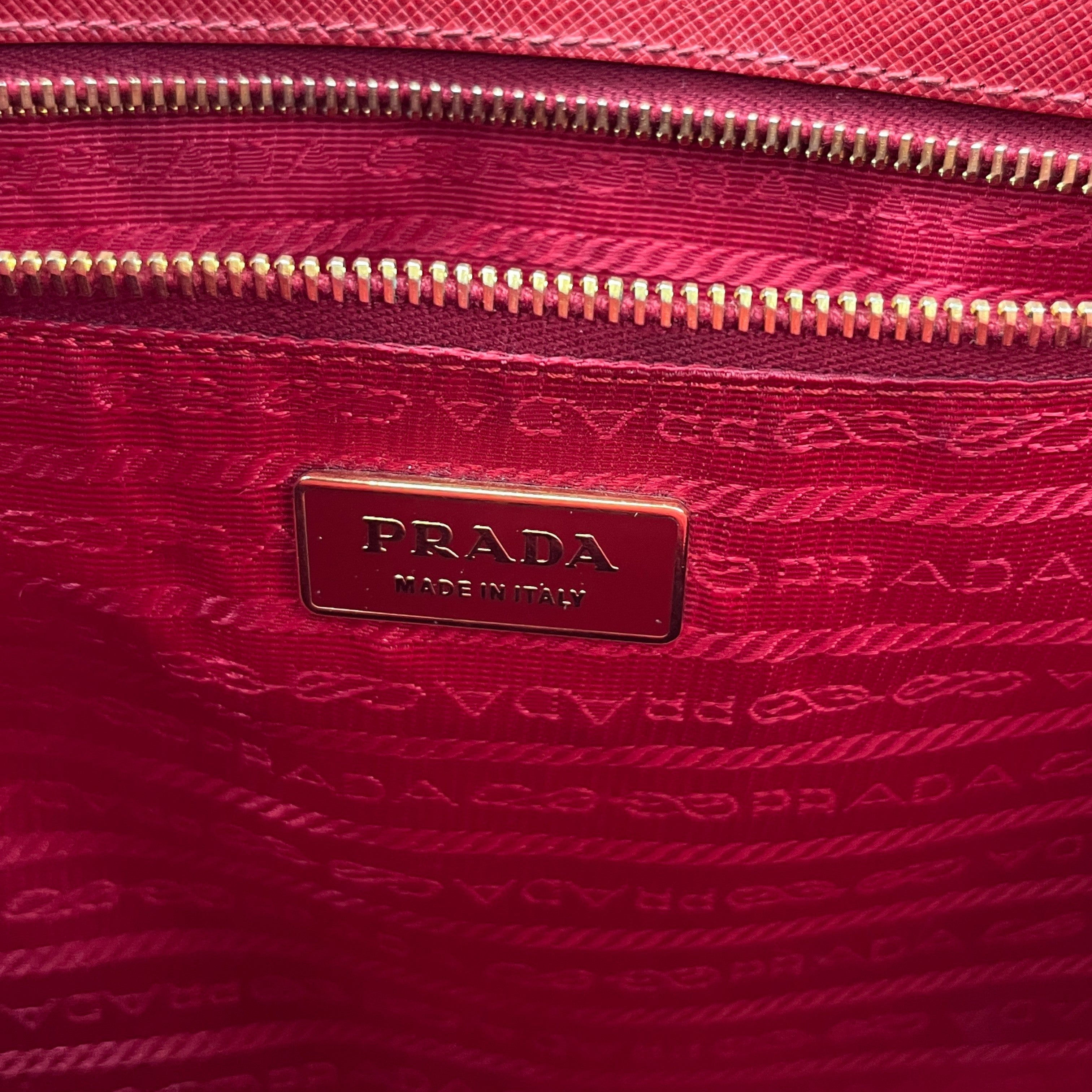 Women's Galleria Bag Red