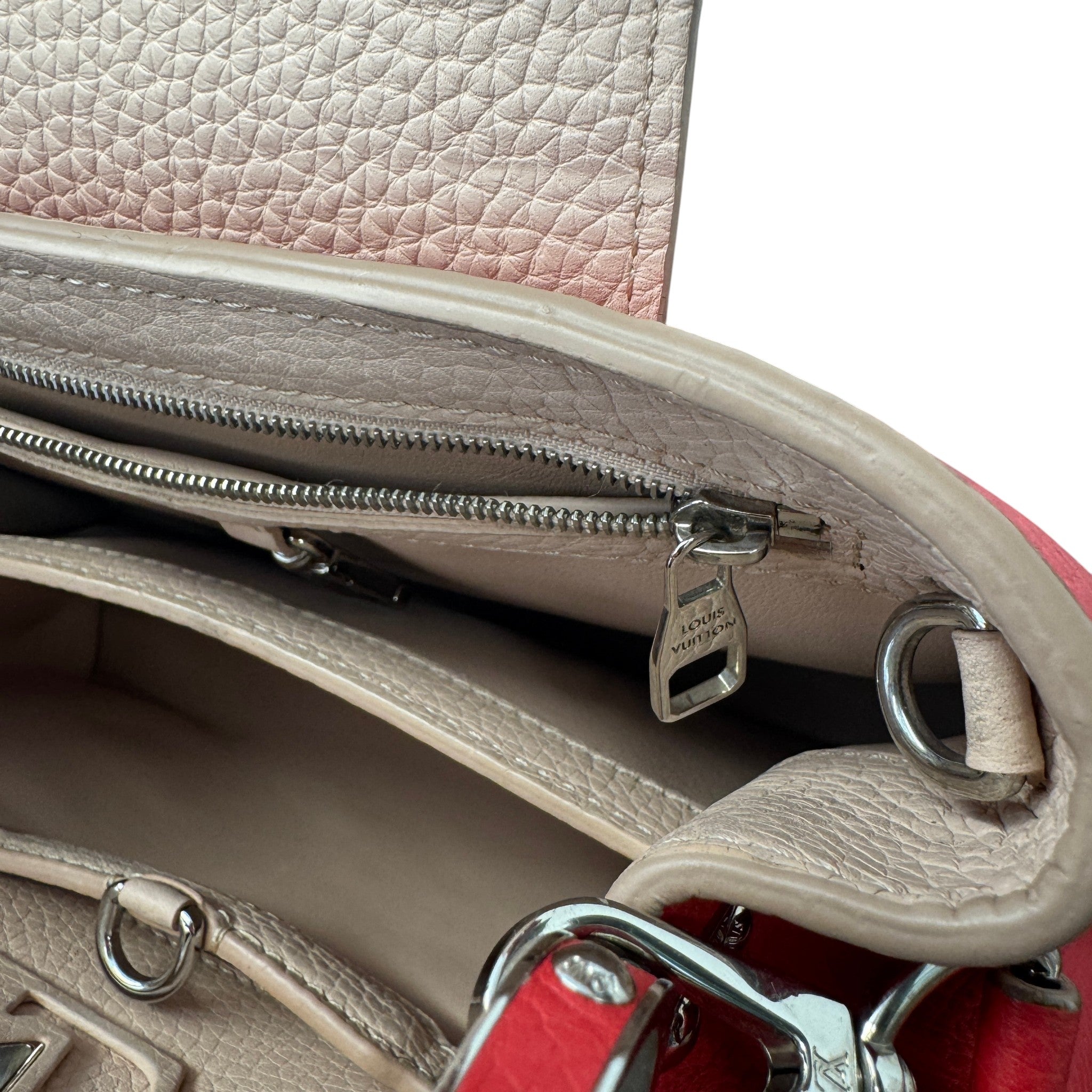 Women's Capucines Bb Taurillon Handbag Red