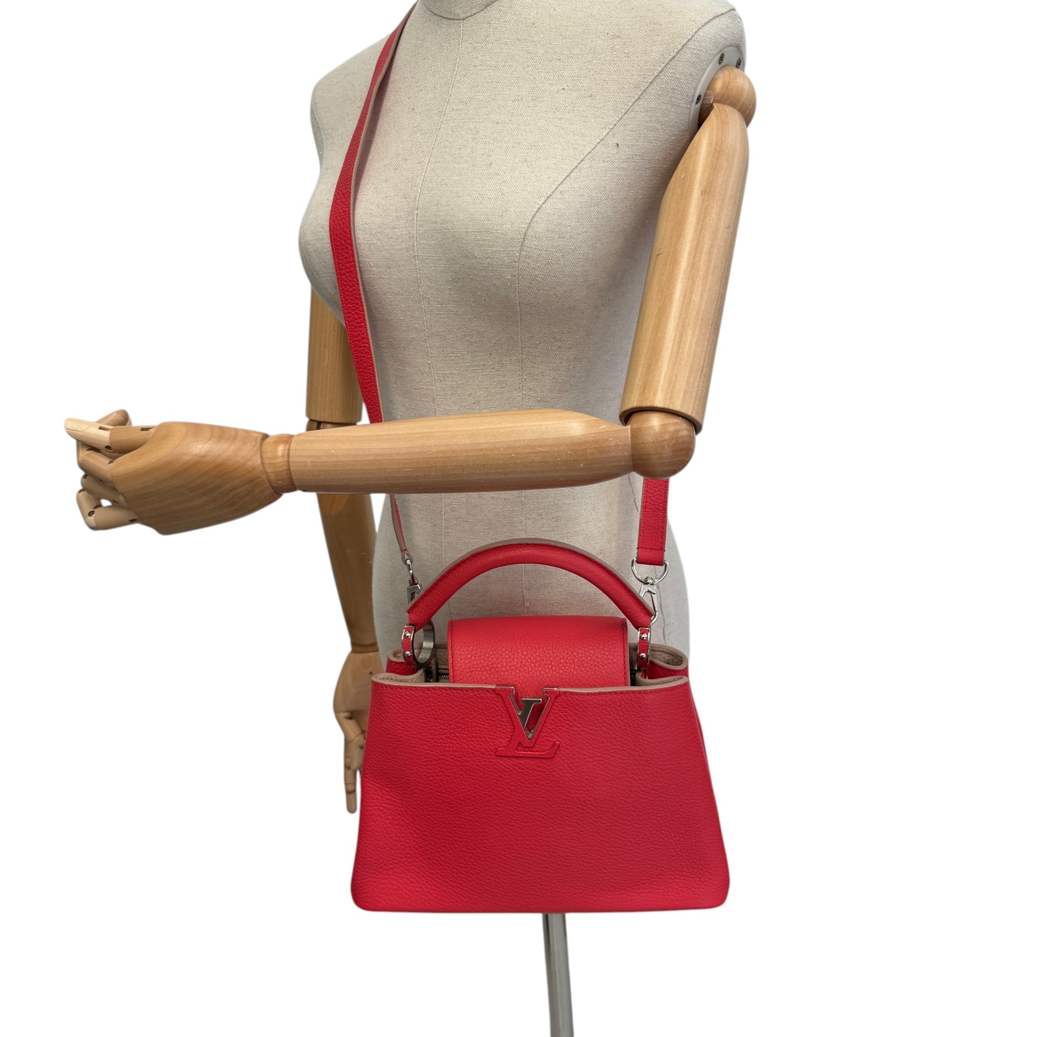 Women's Capucines Bb Taurillon Handbag Red