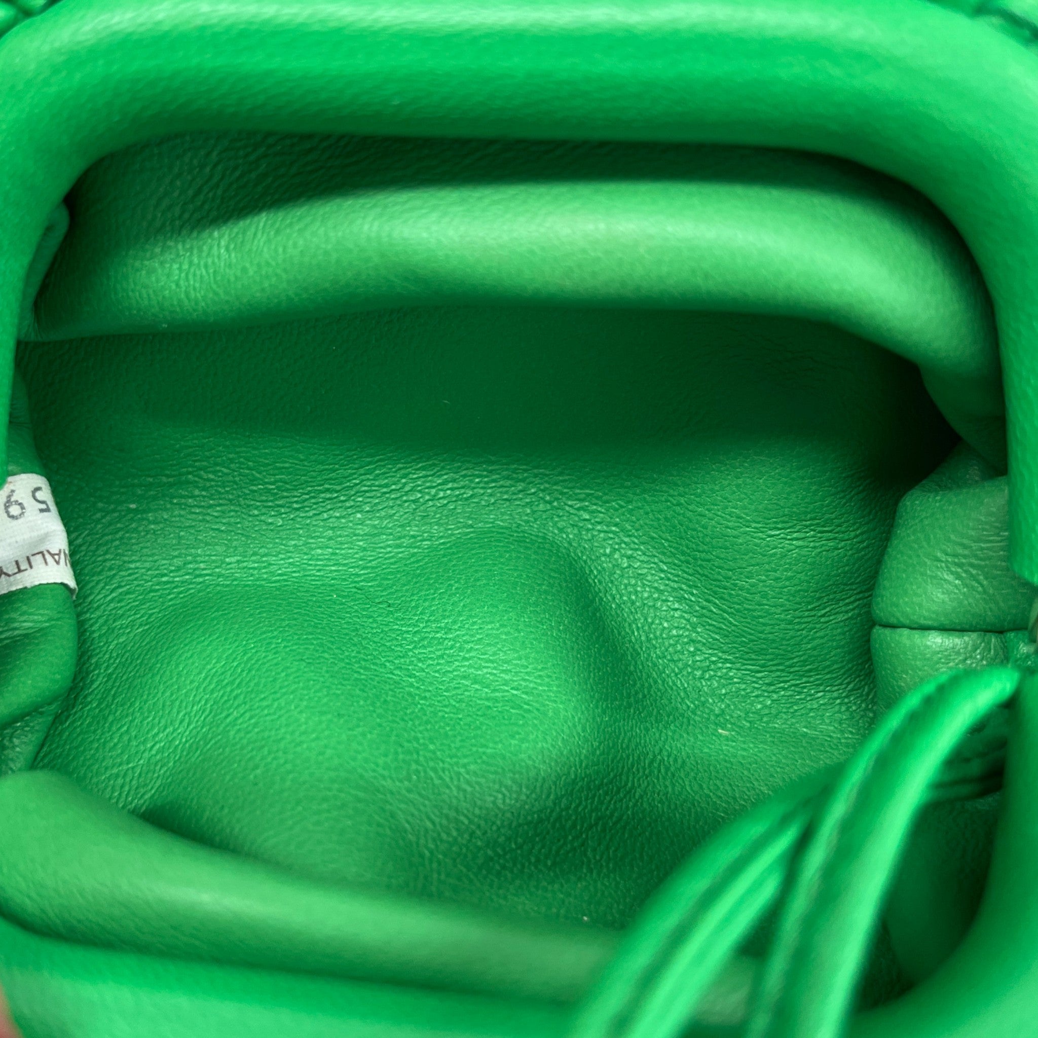 Women's The Pouch Micro Intrecciato Bag Green