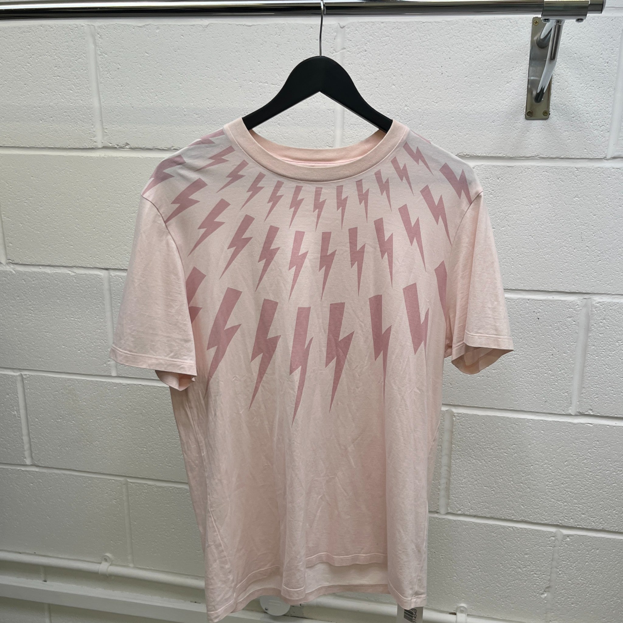 Men's Lightning Bolt T-Shirt Pink Size L